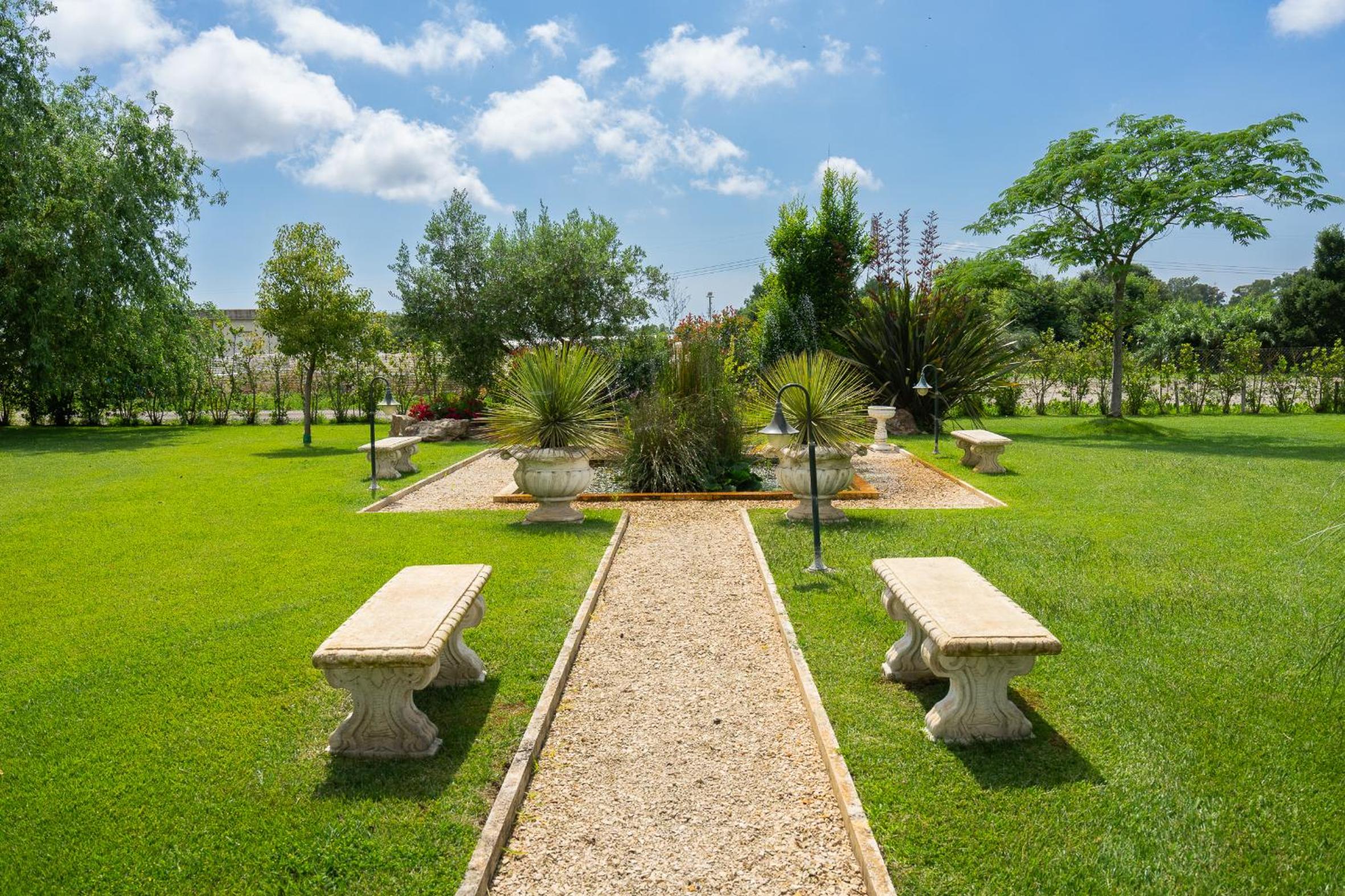 Casale Delle Ronde B&B