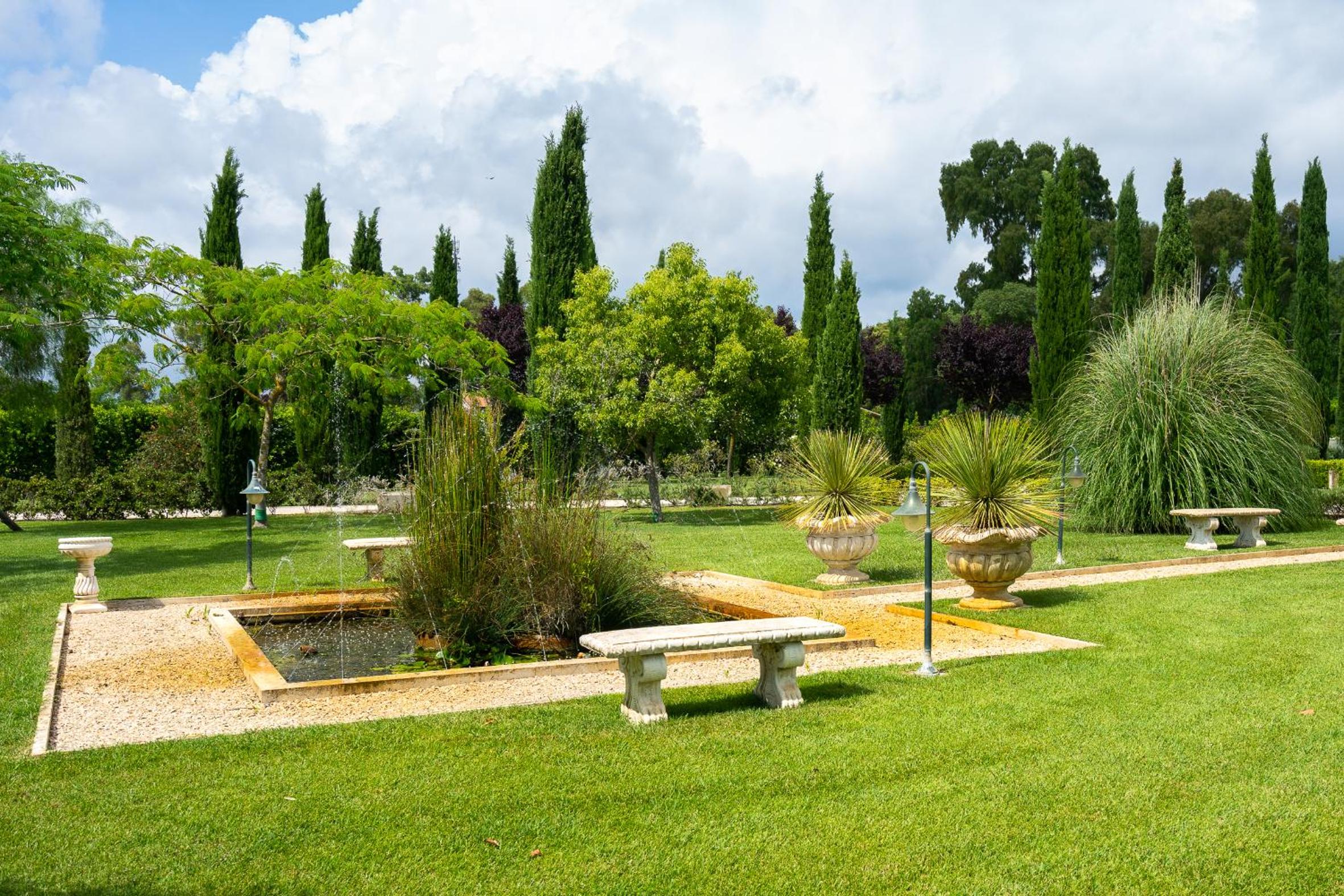 Casale Delle Ronde B&B