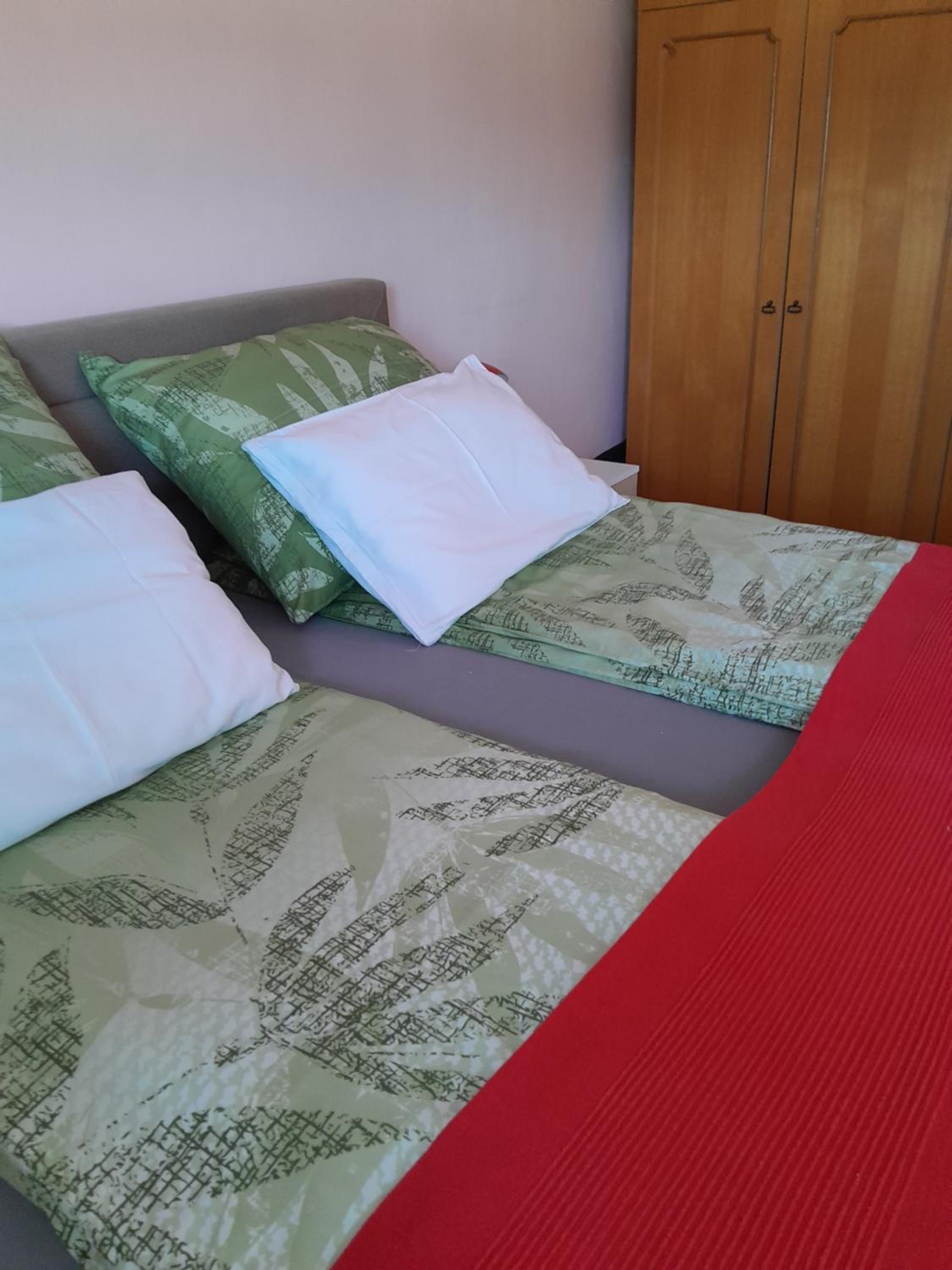 Apartman Majda