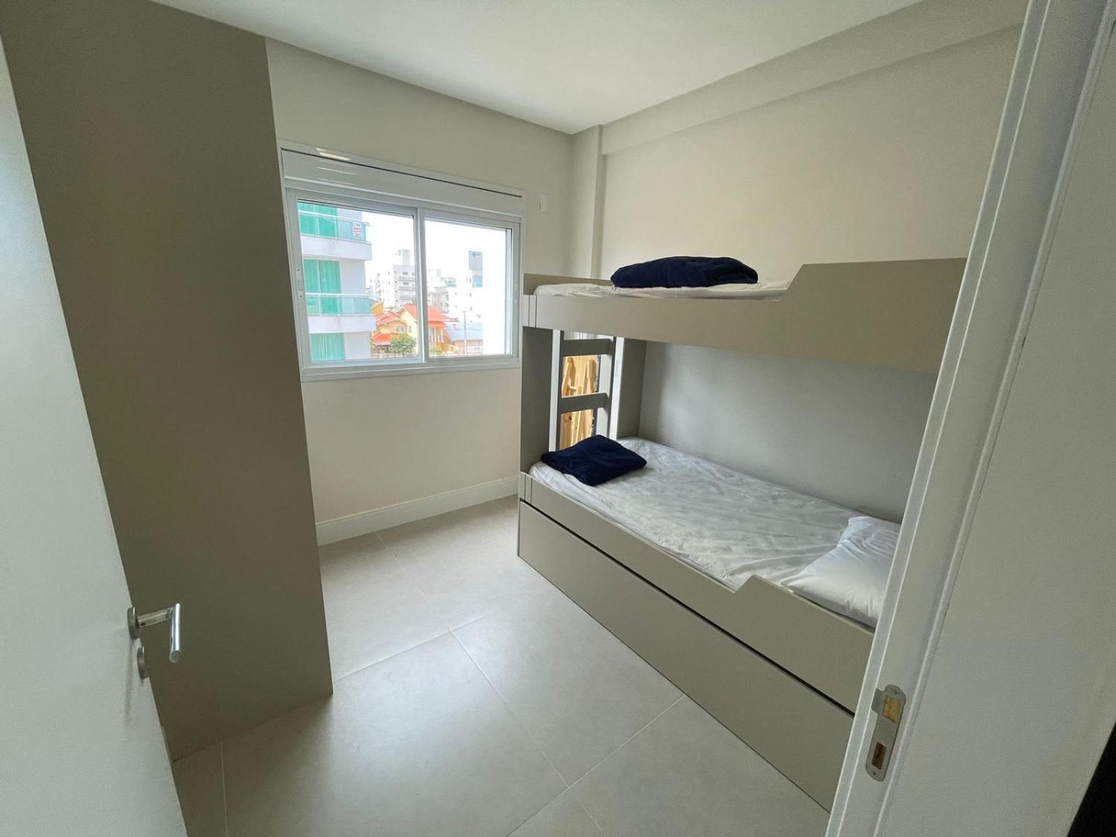 Cód 126 - Apartamento aconchegante com 3 dormitórios