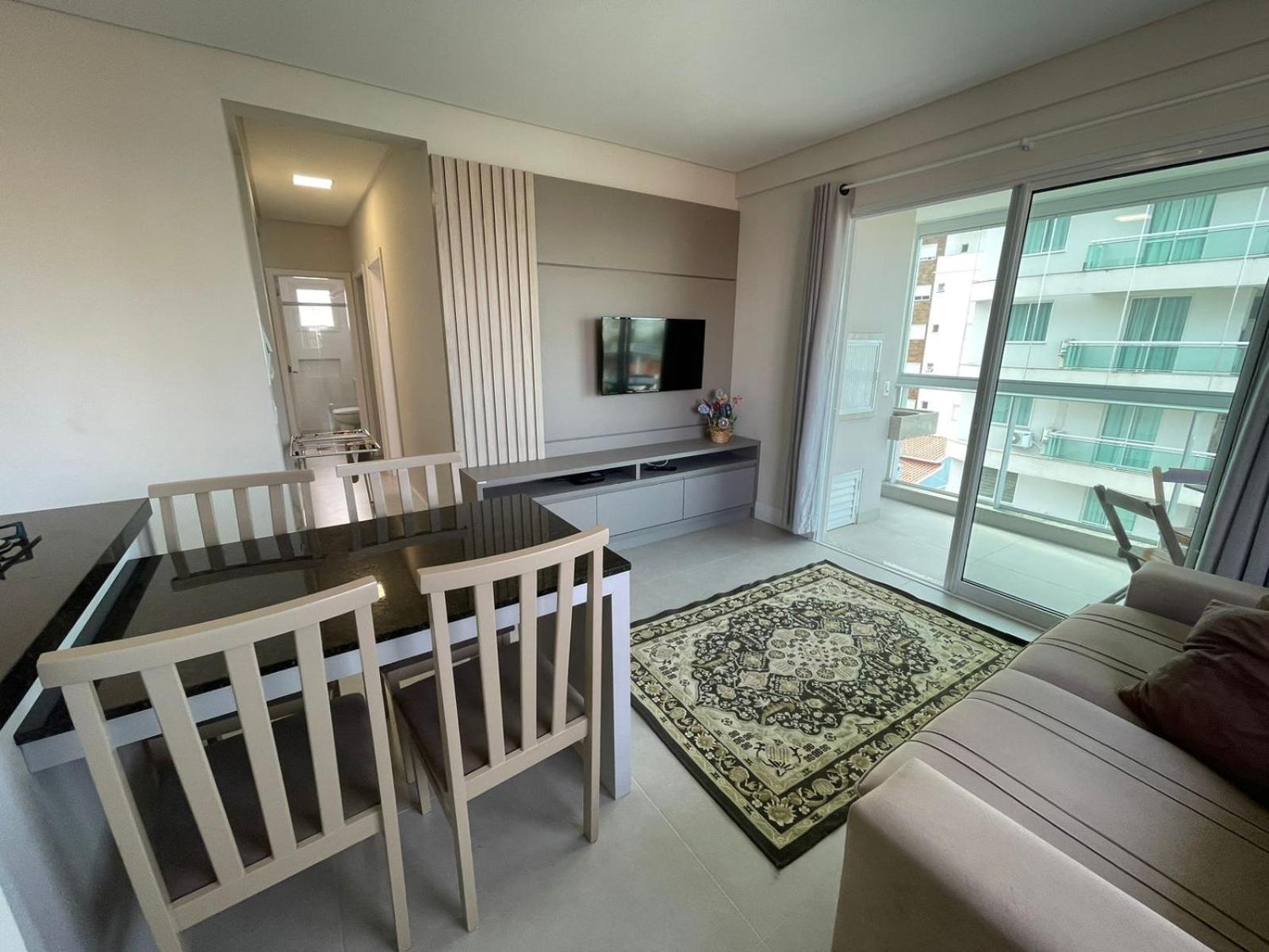 Cód 126 - Apartamento aconchegante com 3 dormitórios