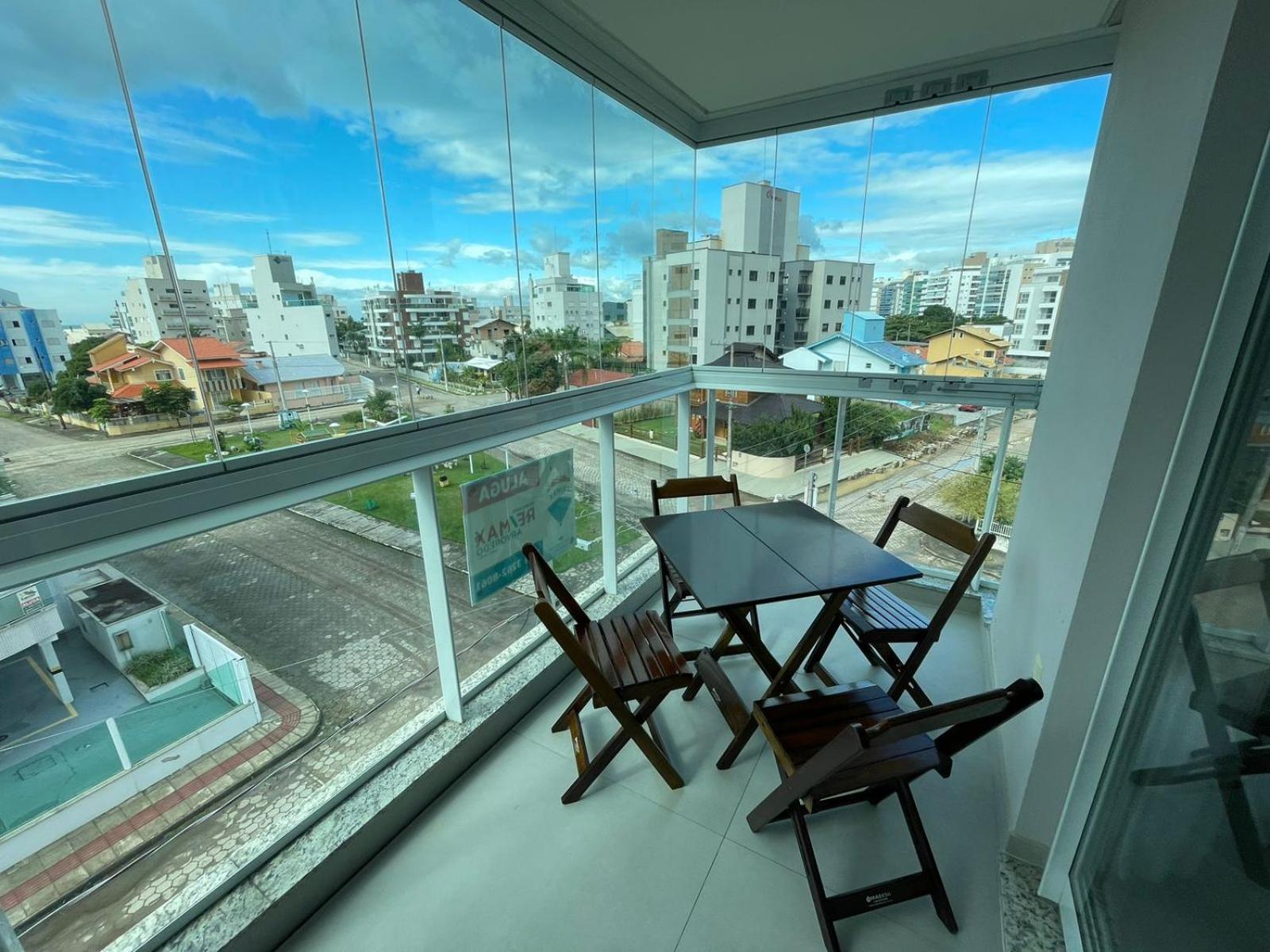 Cód 126 - Apartamento aconchegante com 3 dormitórios