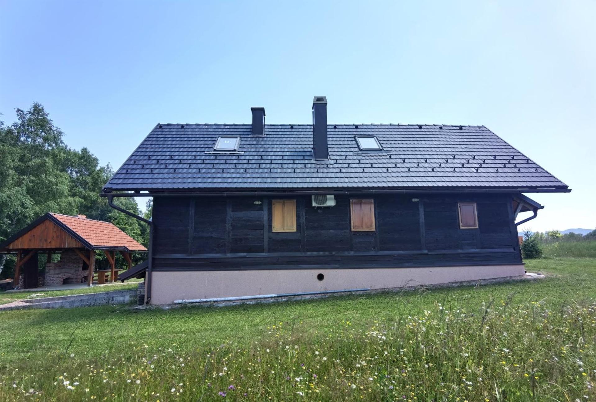 Mountain Hut Stara Hiša view 4