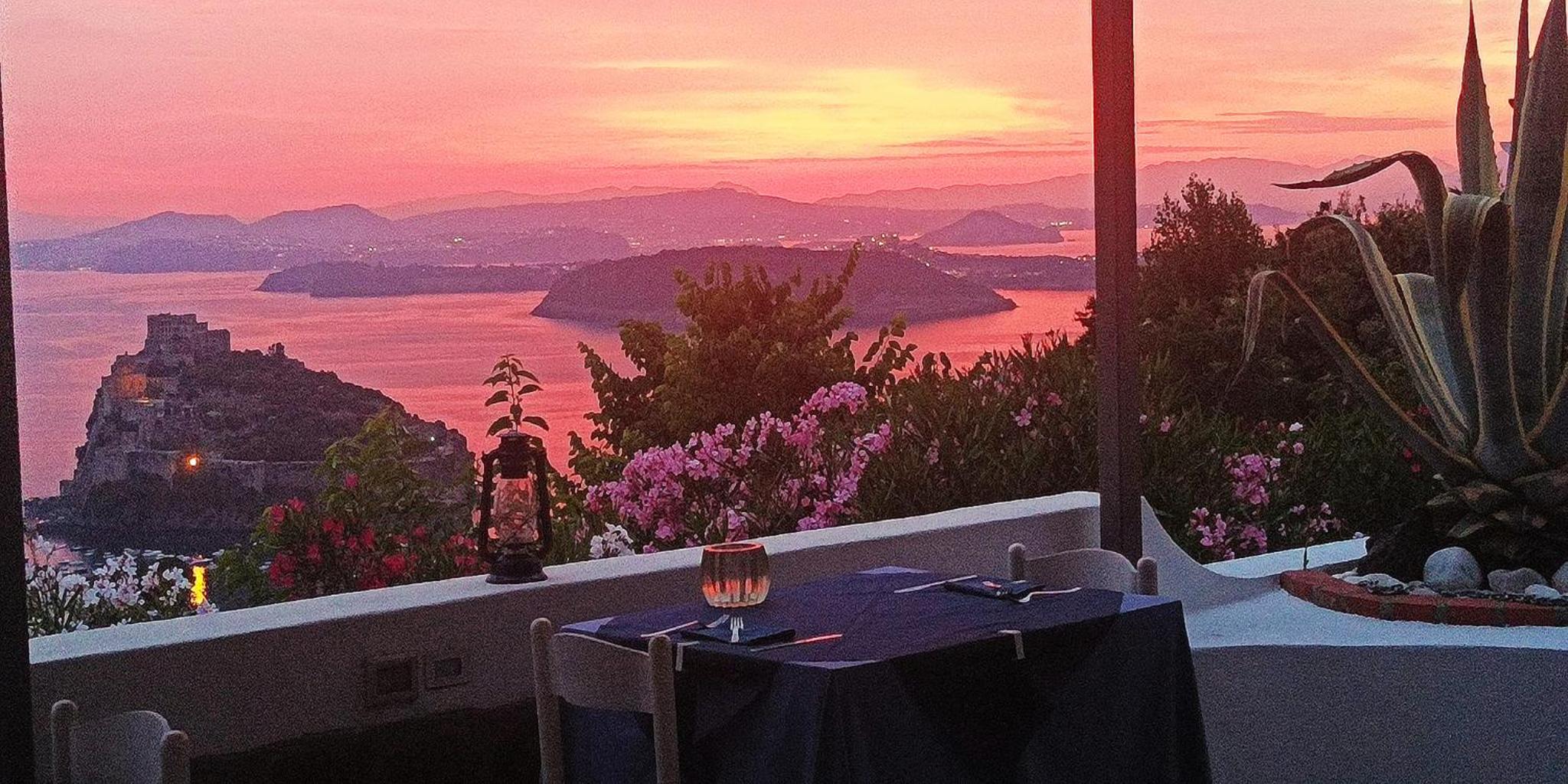 Barracuda Suite Sea View & Dinner Experience