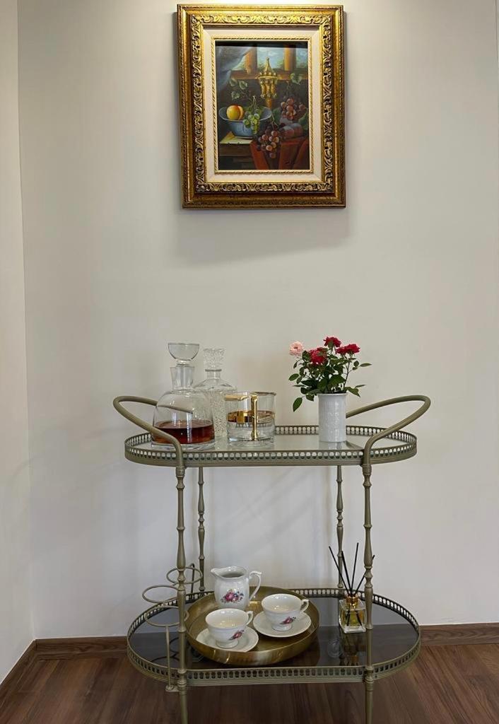NOVI's Luxury Apartment 2
