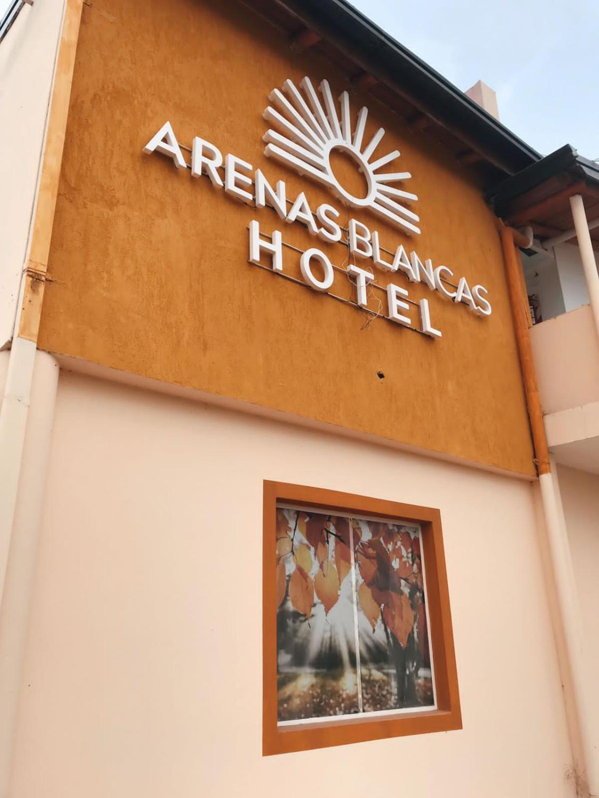 Hotel Arenas Blancas