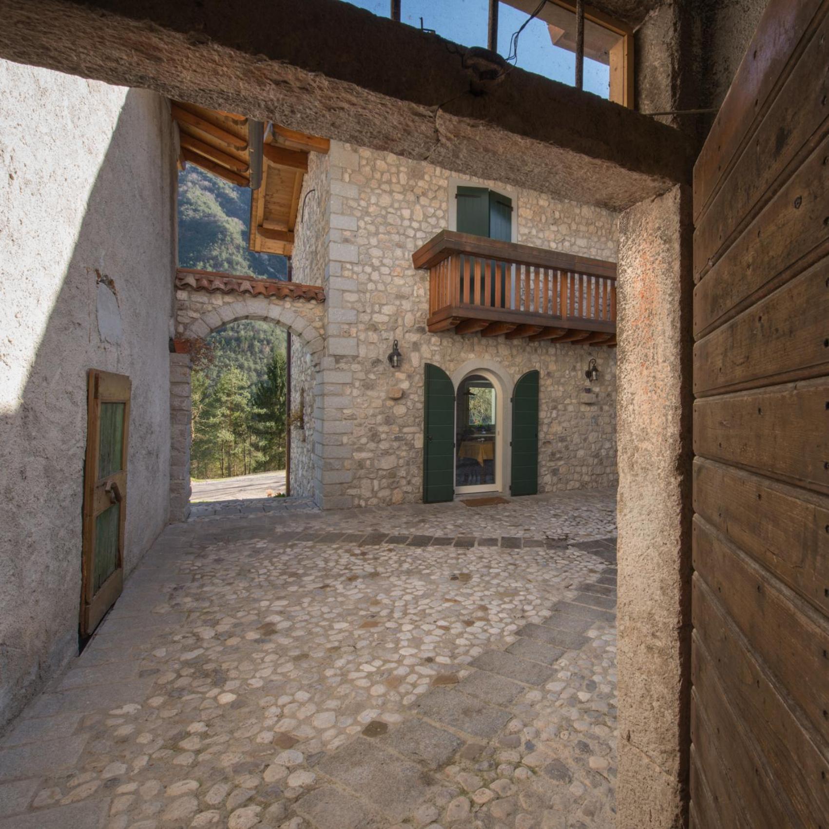 Agriturismo Borgo Titol
