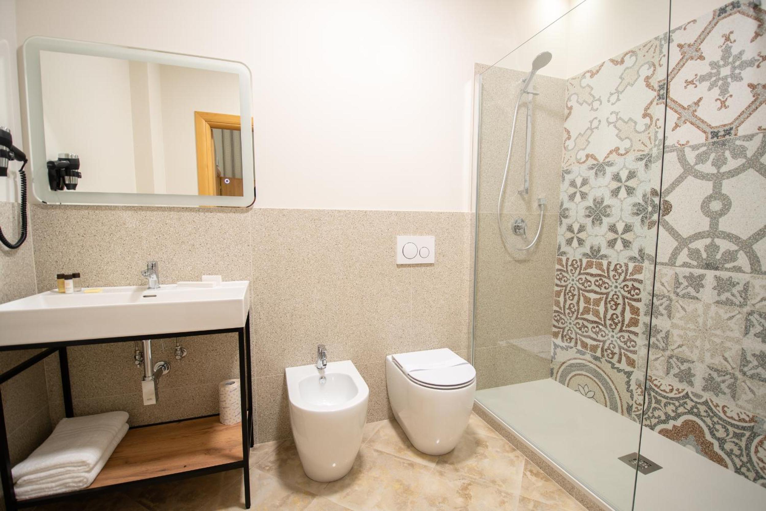 Lifestyle and Suites