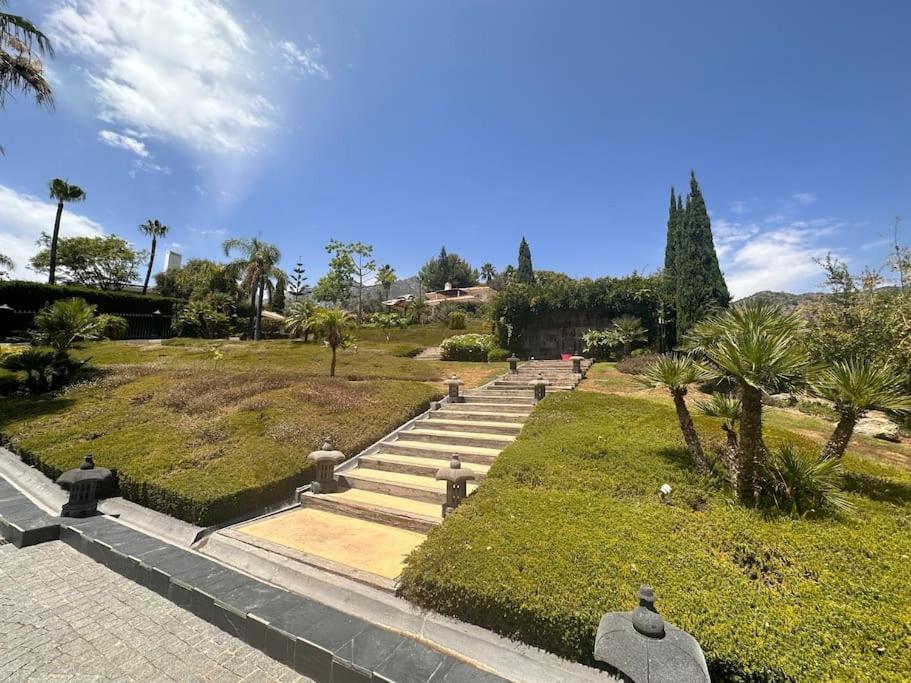 Luxury Villa, Cascada De Camojan