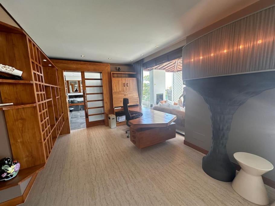 Luxury Villa, Cascada De Camojan