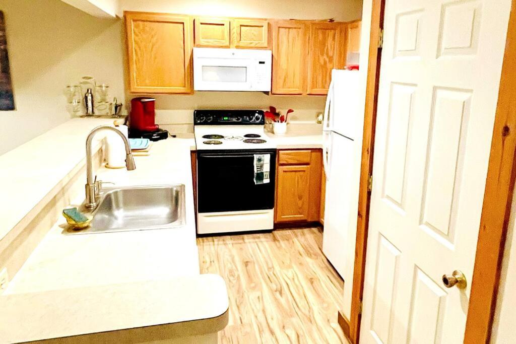 Three Bedroom CamelBack Mountain Getaway retreat
