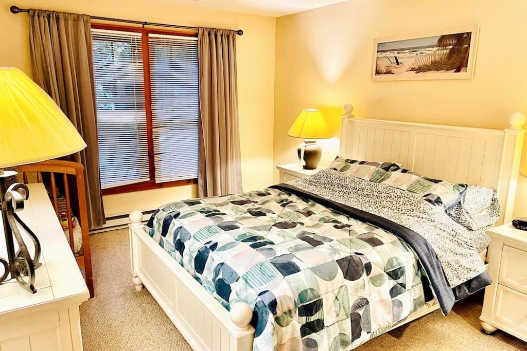 Three Bedroom CamelBack Mountain Getaway retreat