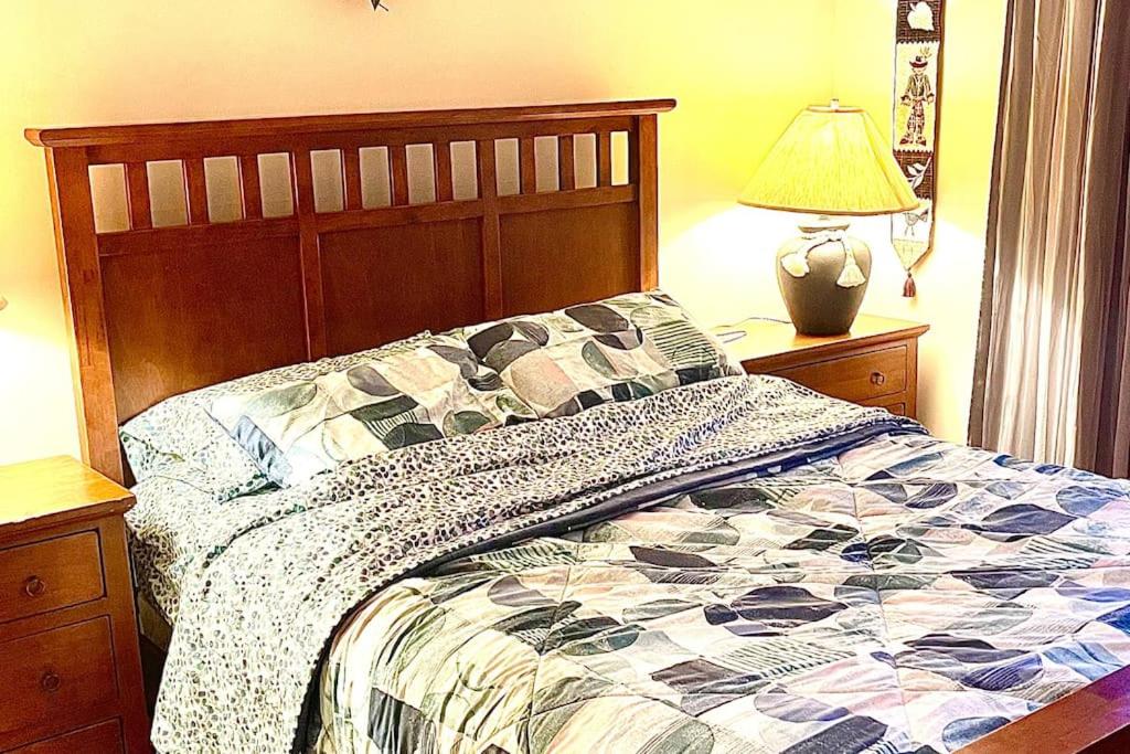Three Bedroom CamelBack Mountain Getaway retreat