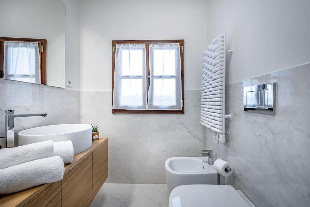 Top Floor with Duomo View