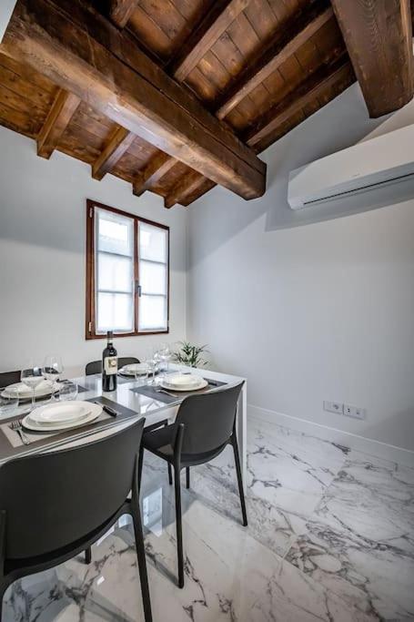 Top Floor with Duomo View