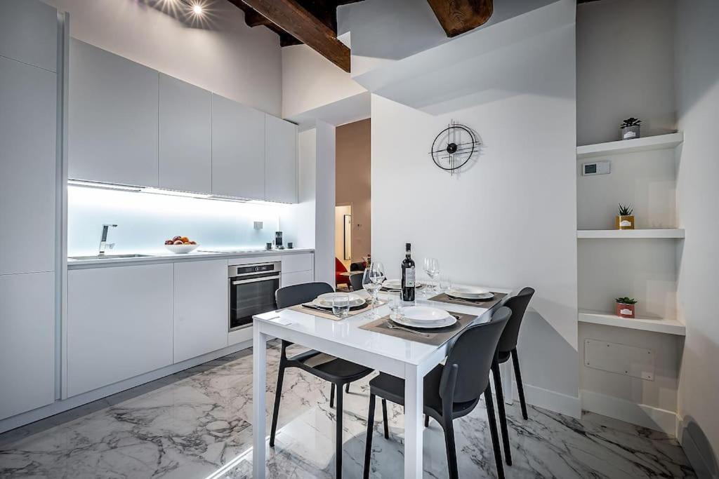 Top Floor with Duomo View