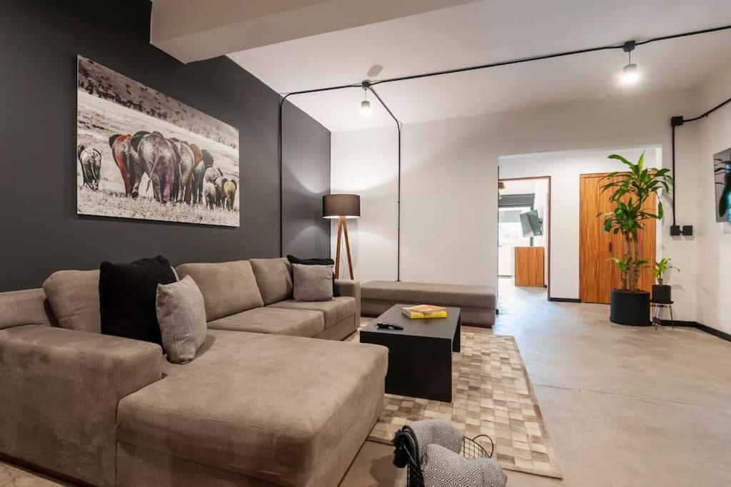 Luxury Design I 2BR I Zona Rosa I Top Location