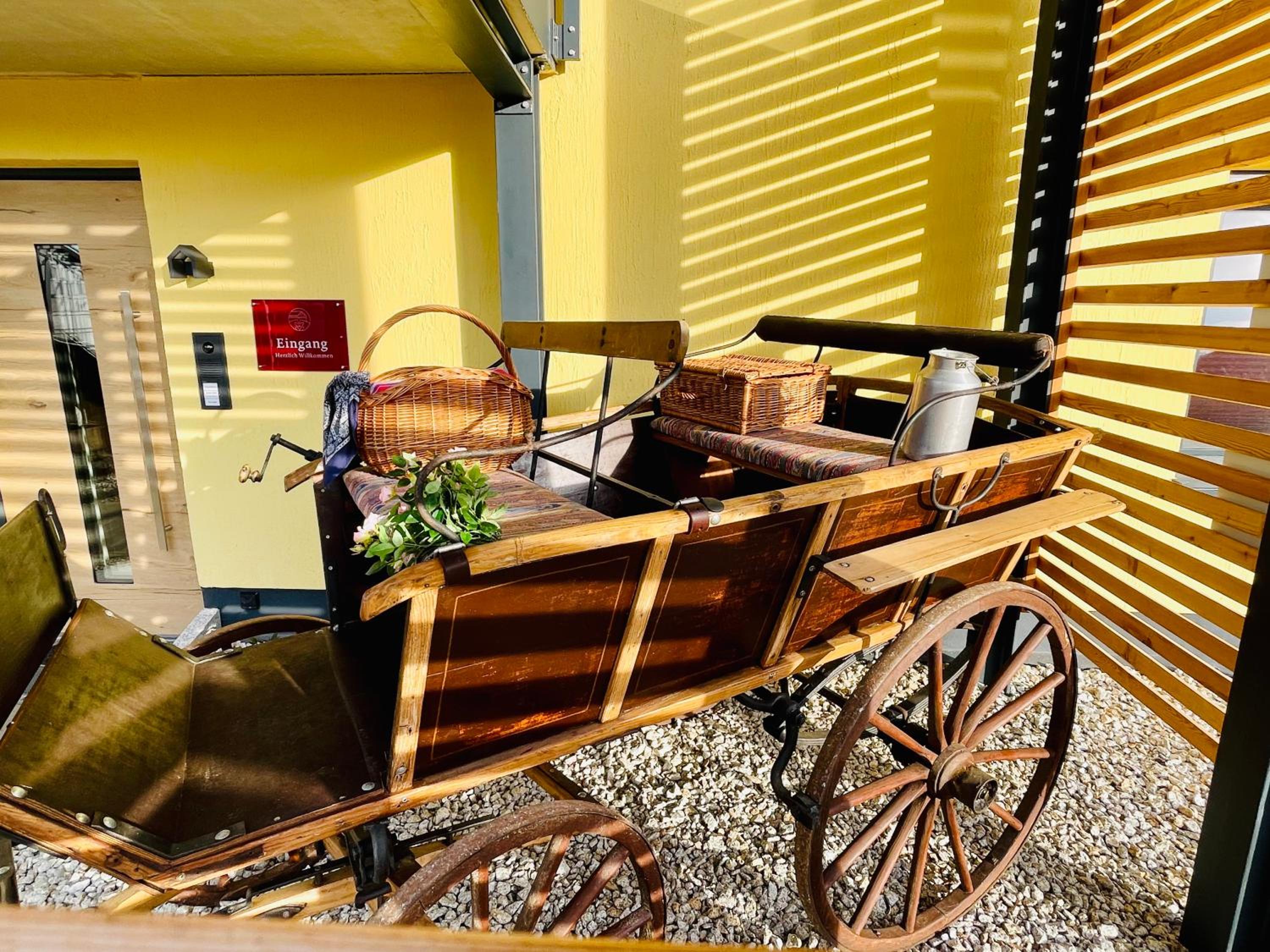 Ferienwohnung im Chaletstil Ährenglück 70 qm Wellness Fitness Sauna Bergrödelhof