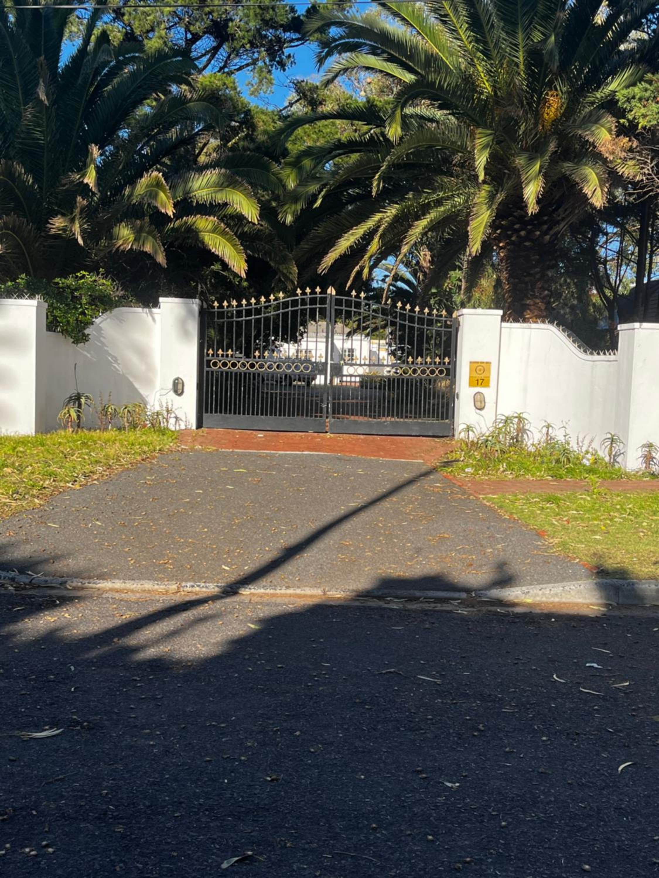 Lagoon Lodge