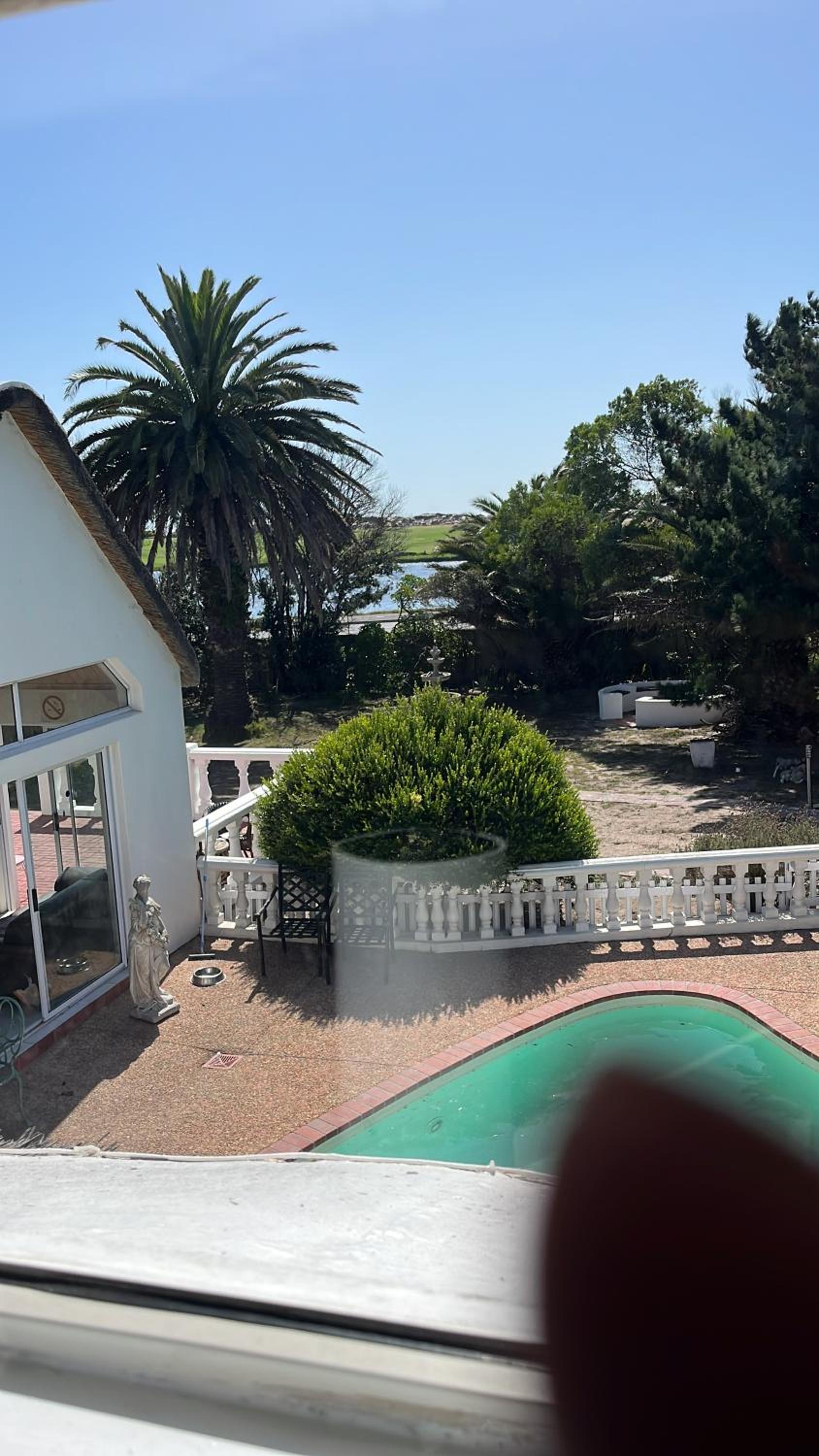 Lagoon Lodge