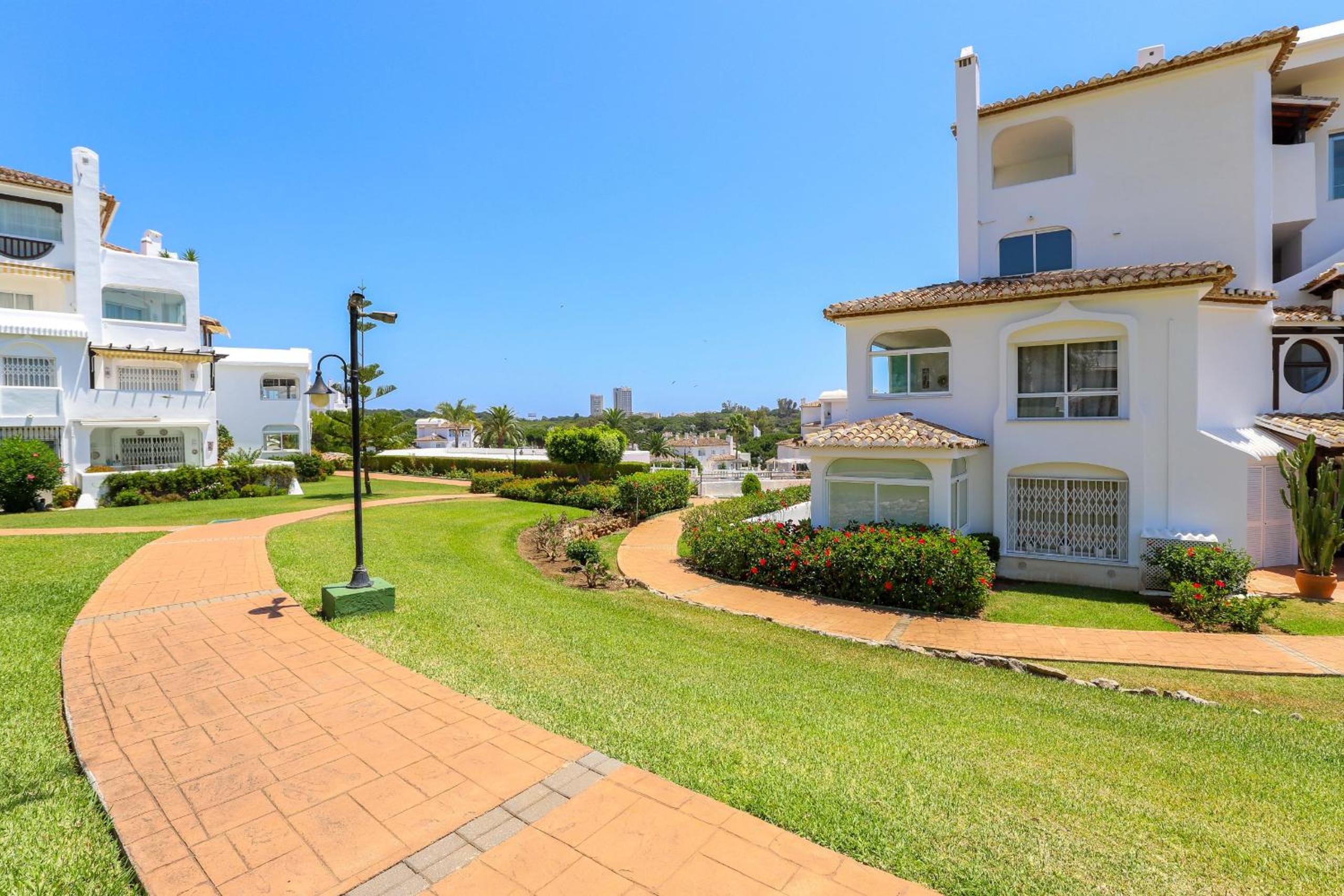 Elviria del Sol ground floor apartment