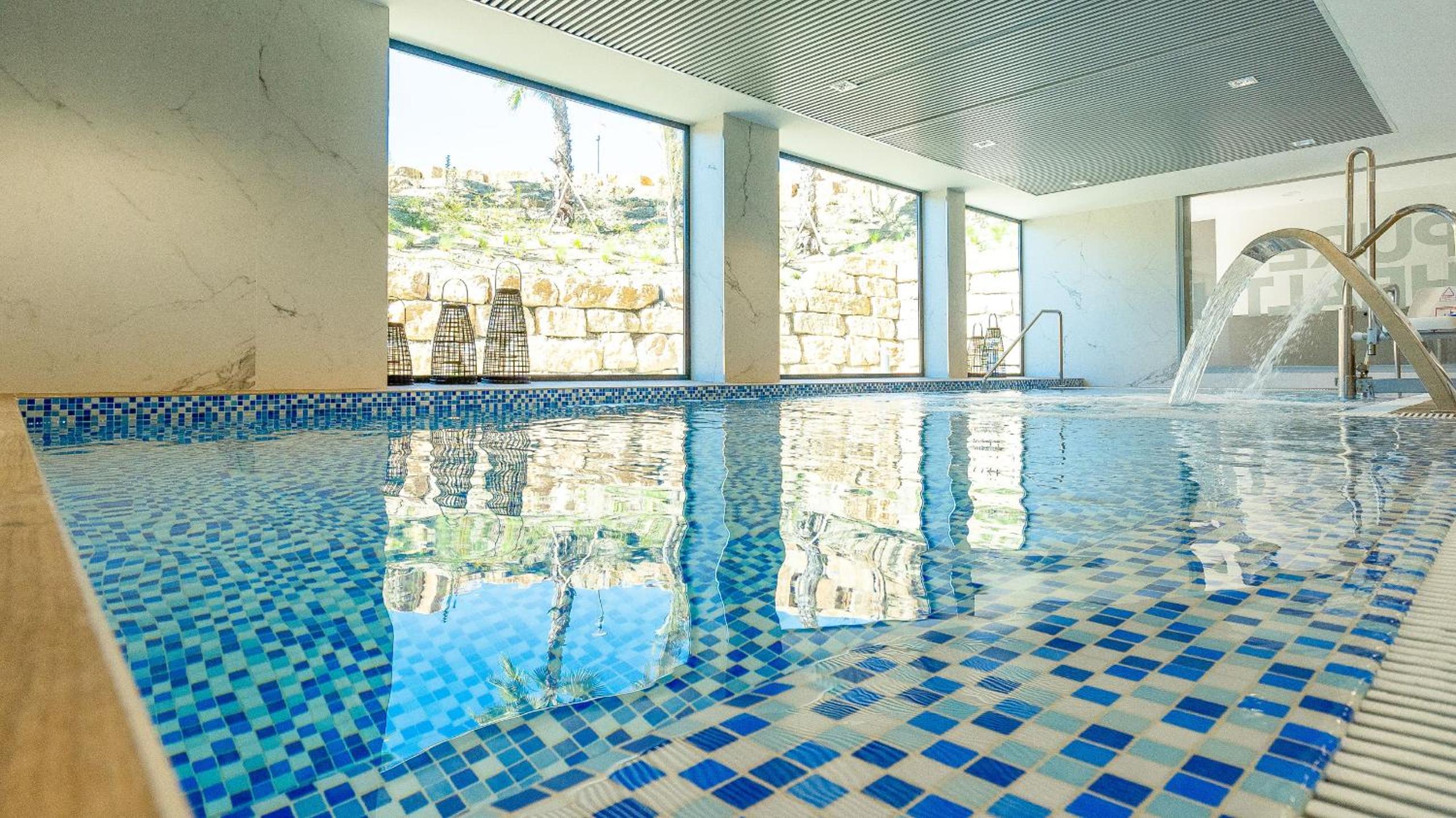 Oasis 325 penthouse view 4
