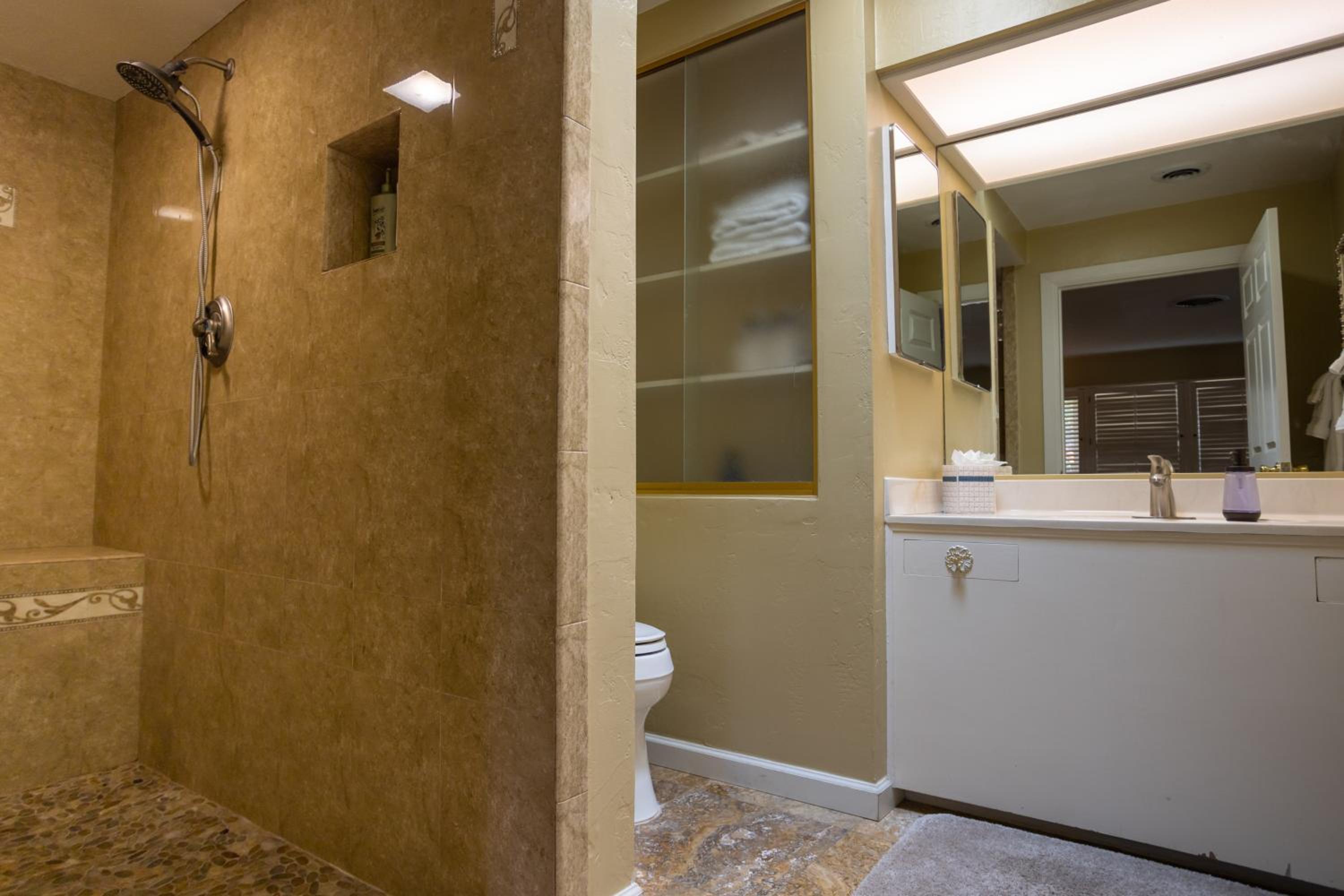 Poolside Splendor! Spacious De Anza Golf Club Home