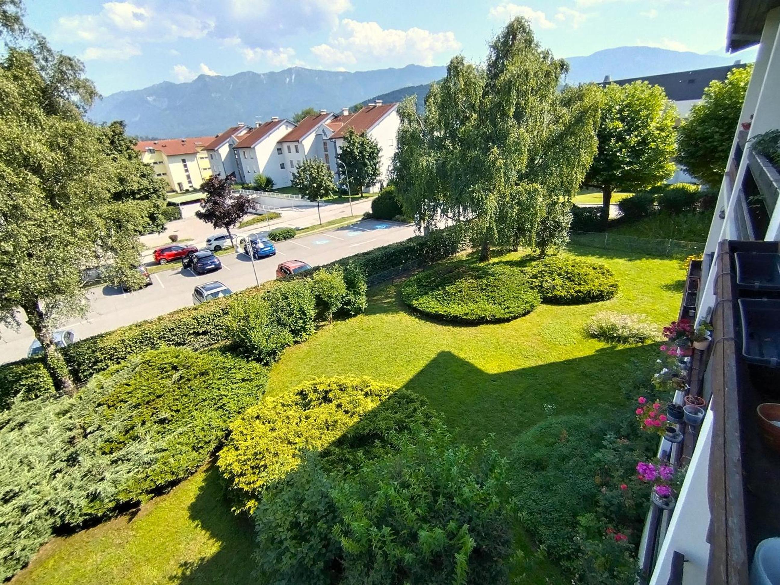 Waldeslust Warmbad mit Balkon und privatem Parkplatz