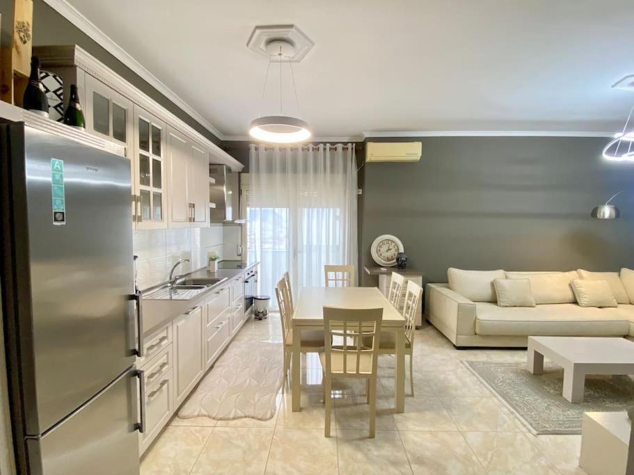 Cozy Chef's apartment