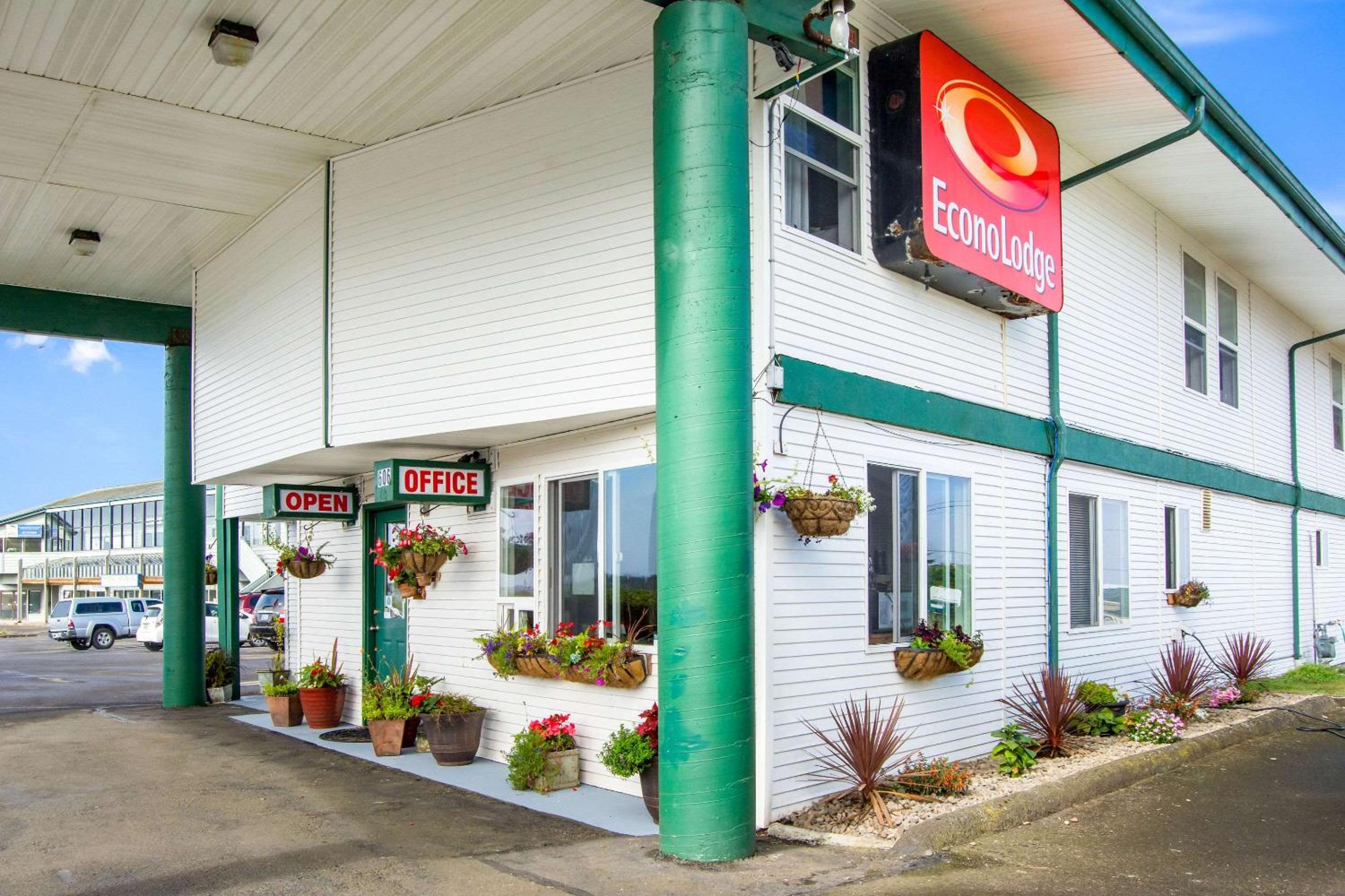 Econo Lodge Newport view 4