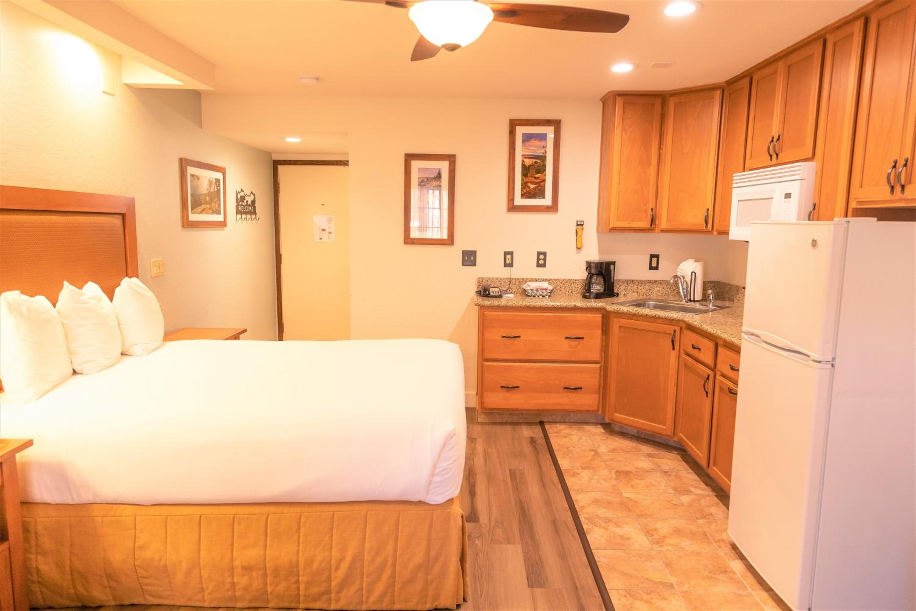 Lake Tahoe Vacations - The Tahoe Beach Ski Club Owners Association - Property Image 83