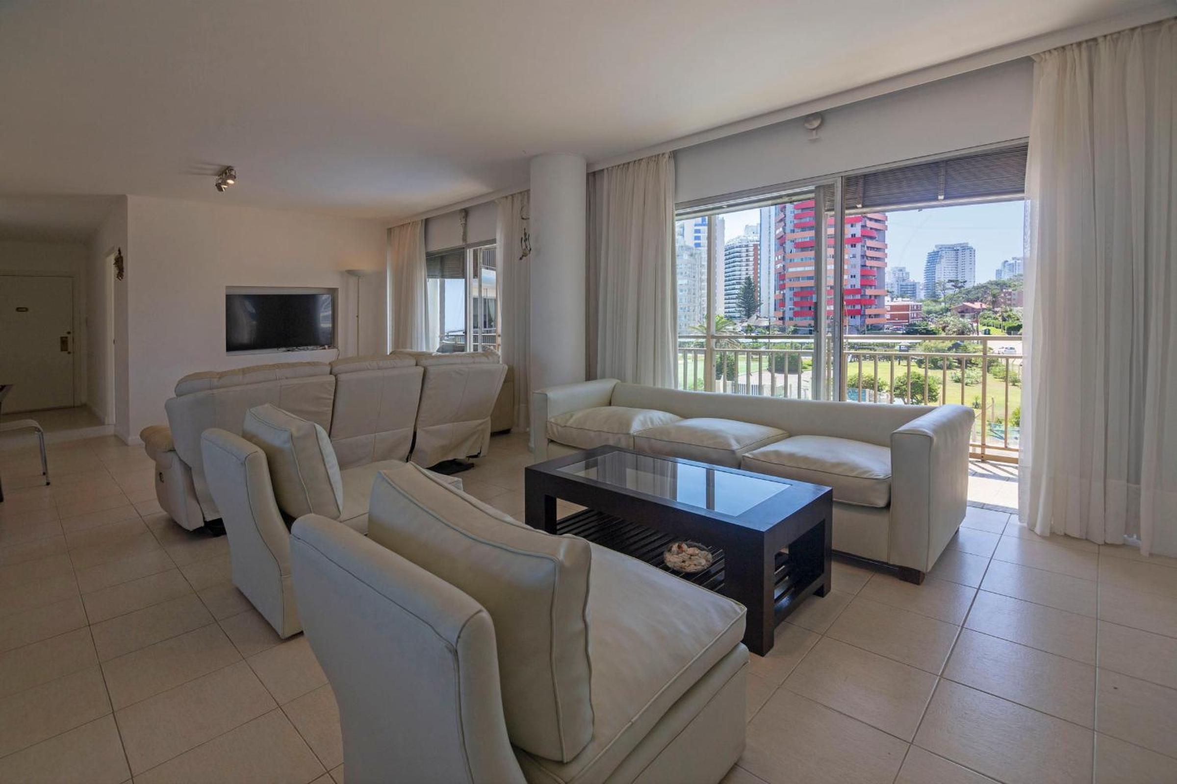 Oceana Suites Playa Brava view 3