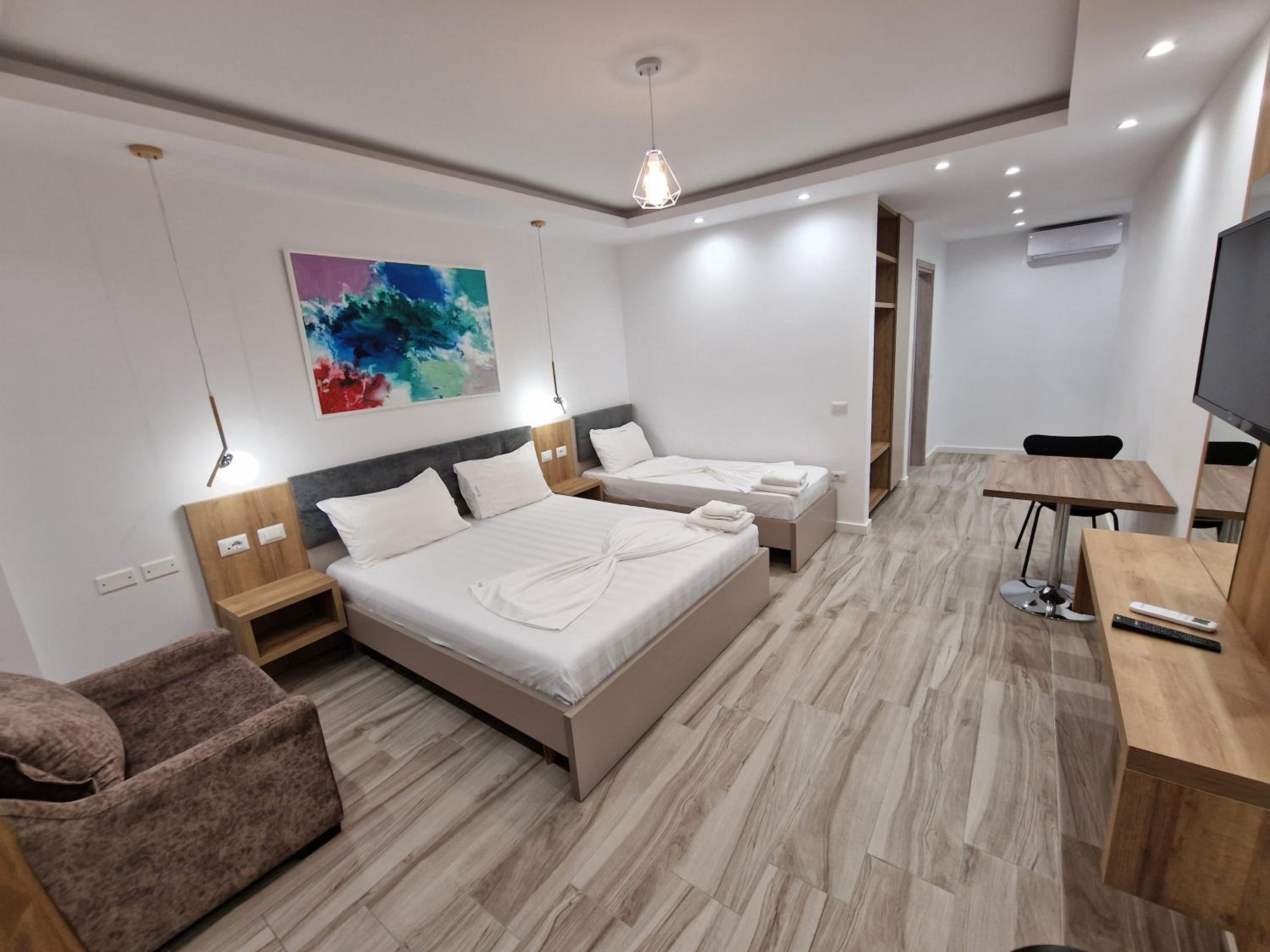 Joanna Suites