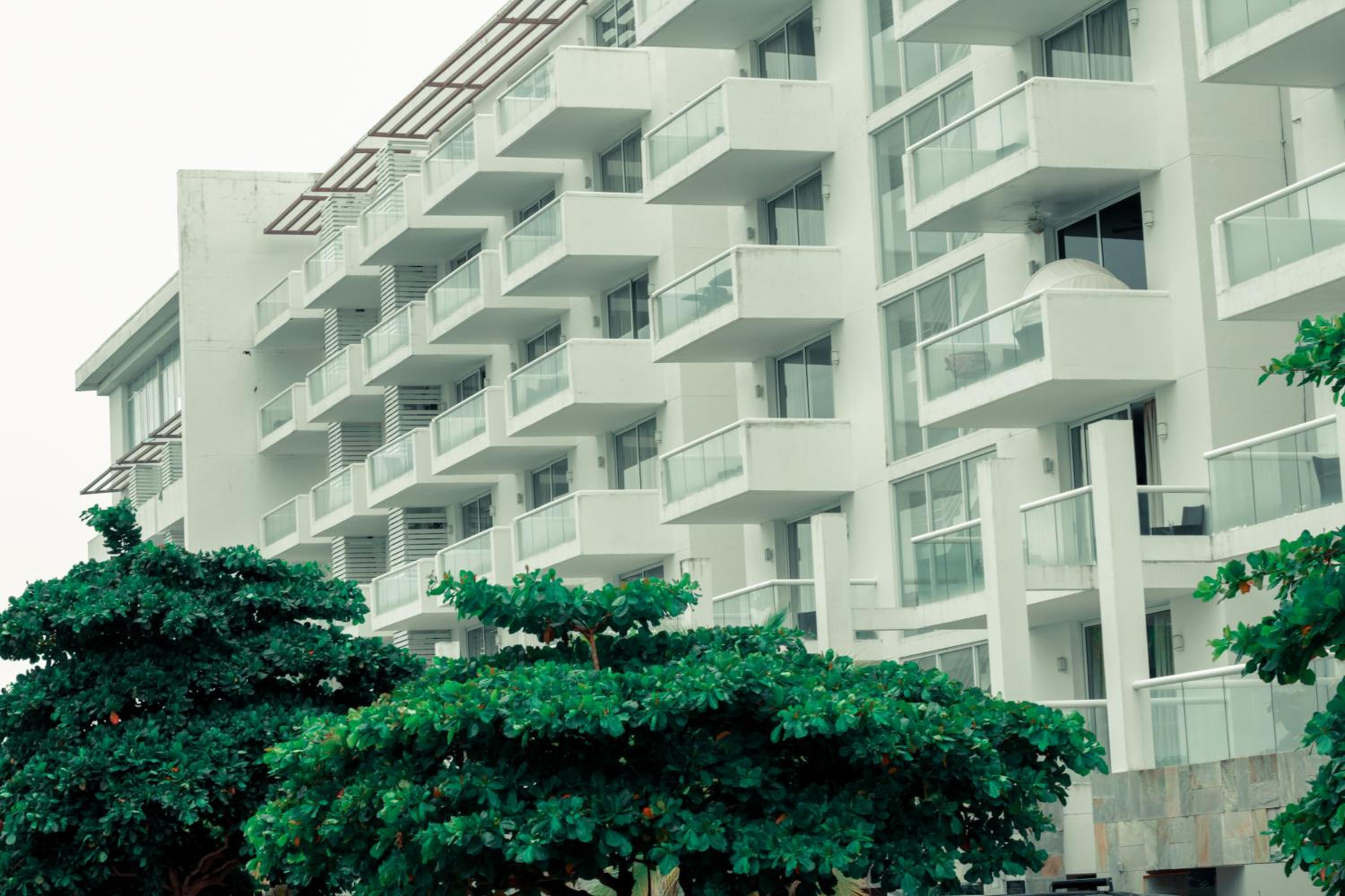 Lagoon View Apartment