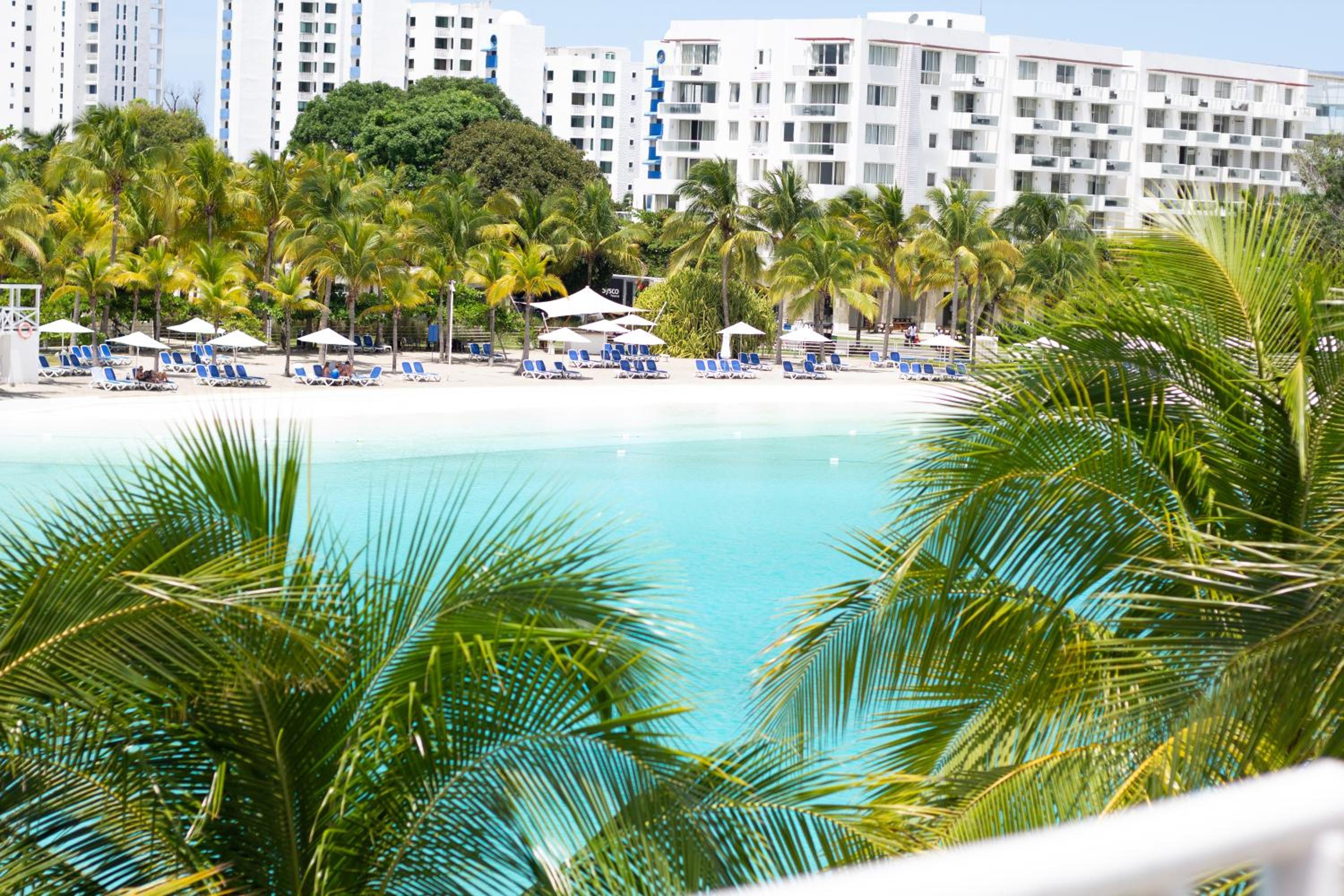 Lagoon View Apartment