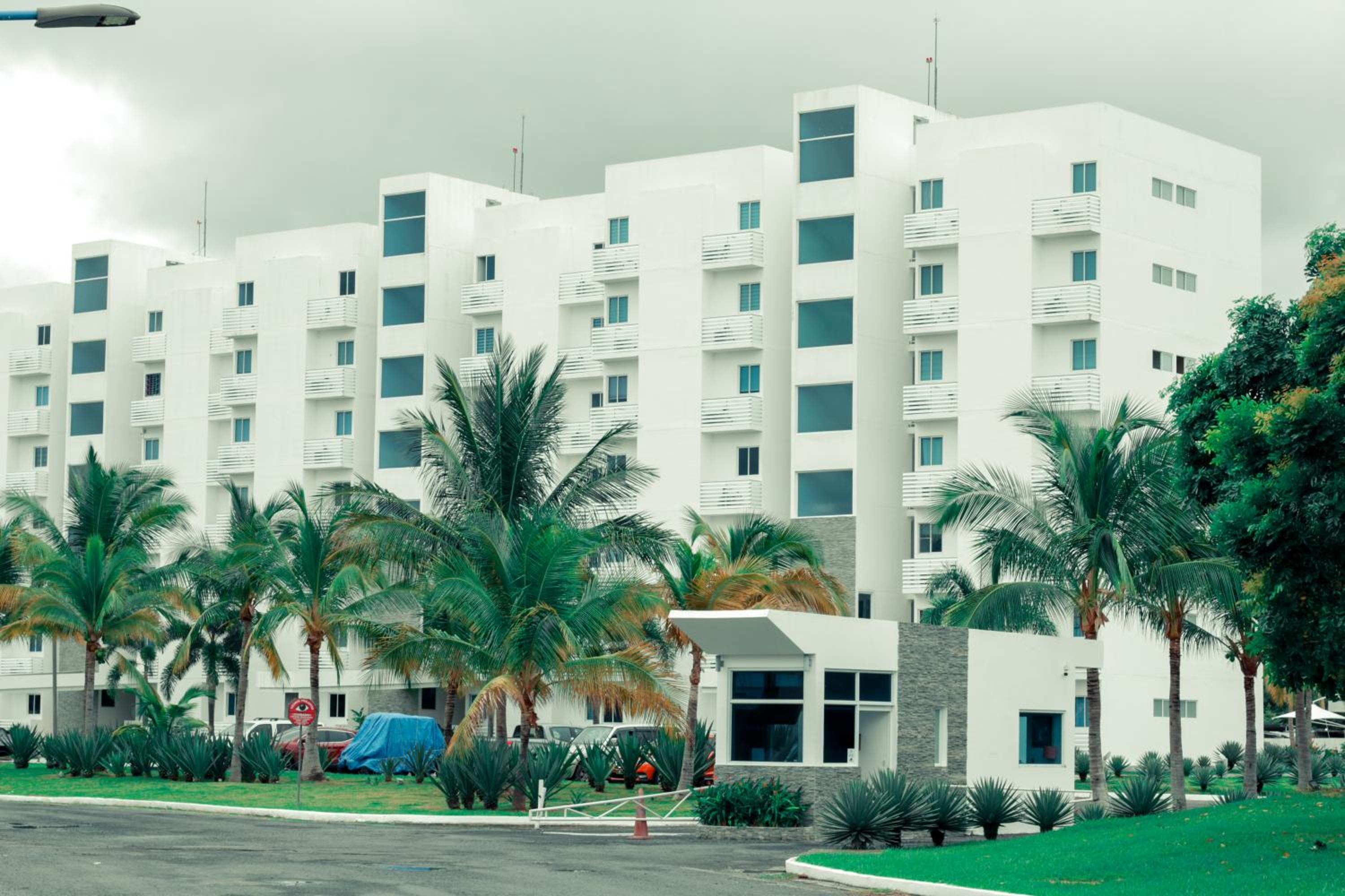 Lagoon View Apartment