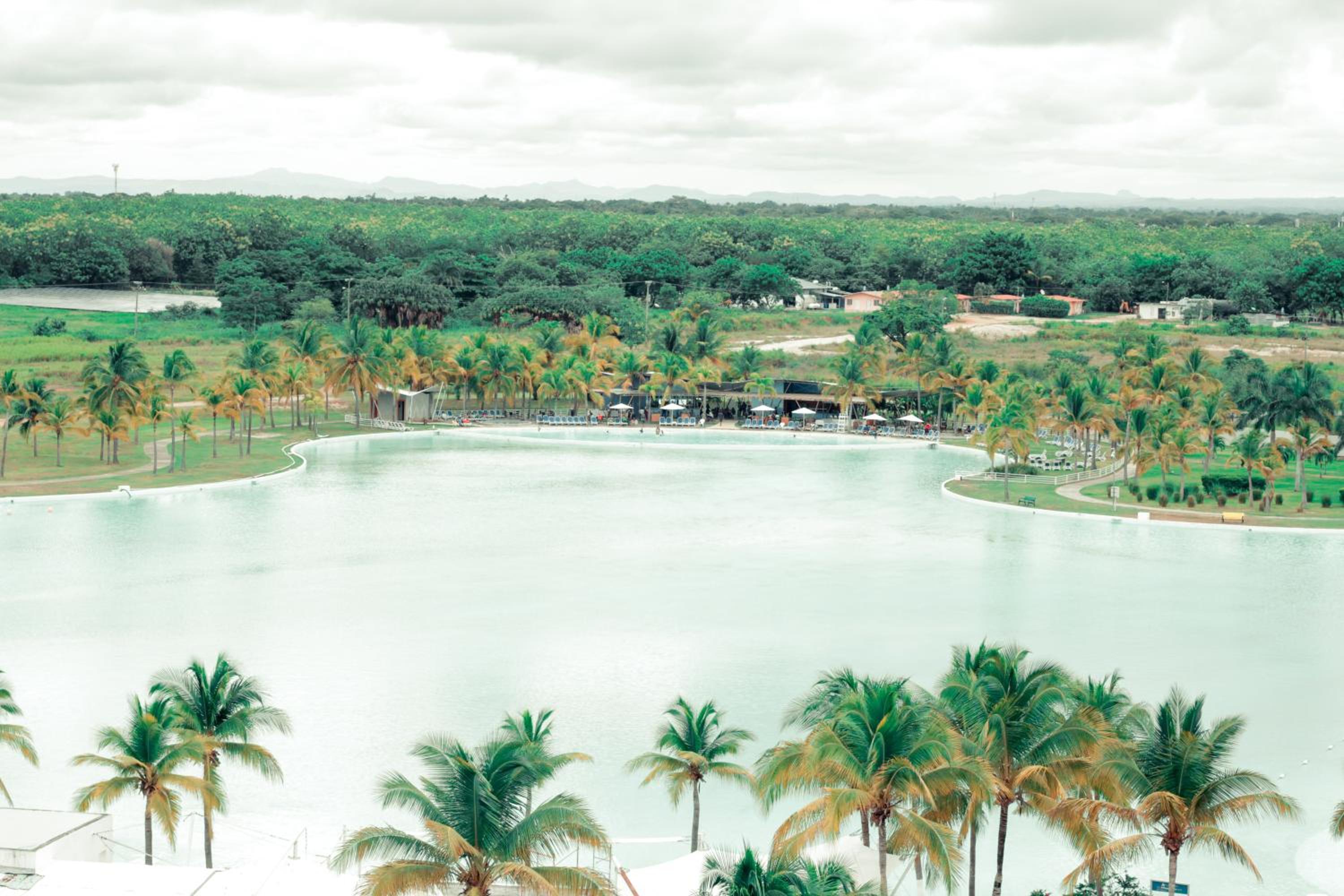Lagoon View Apartment