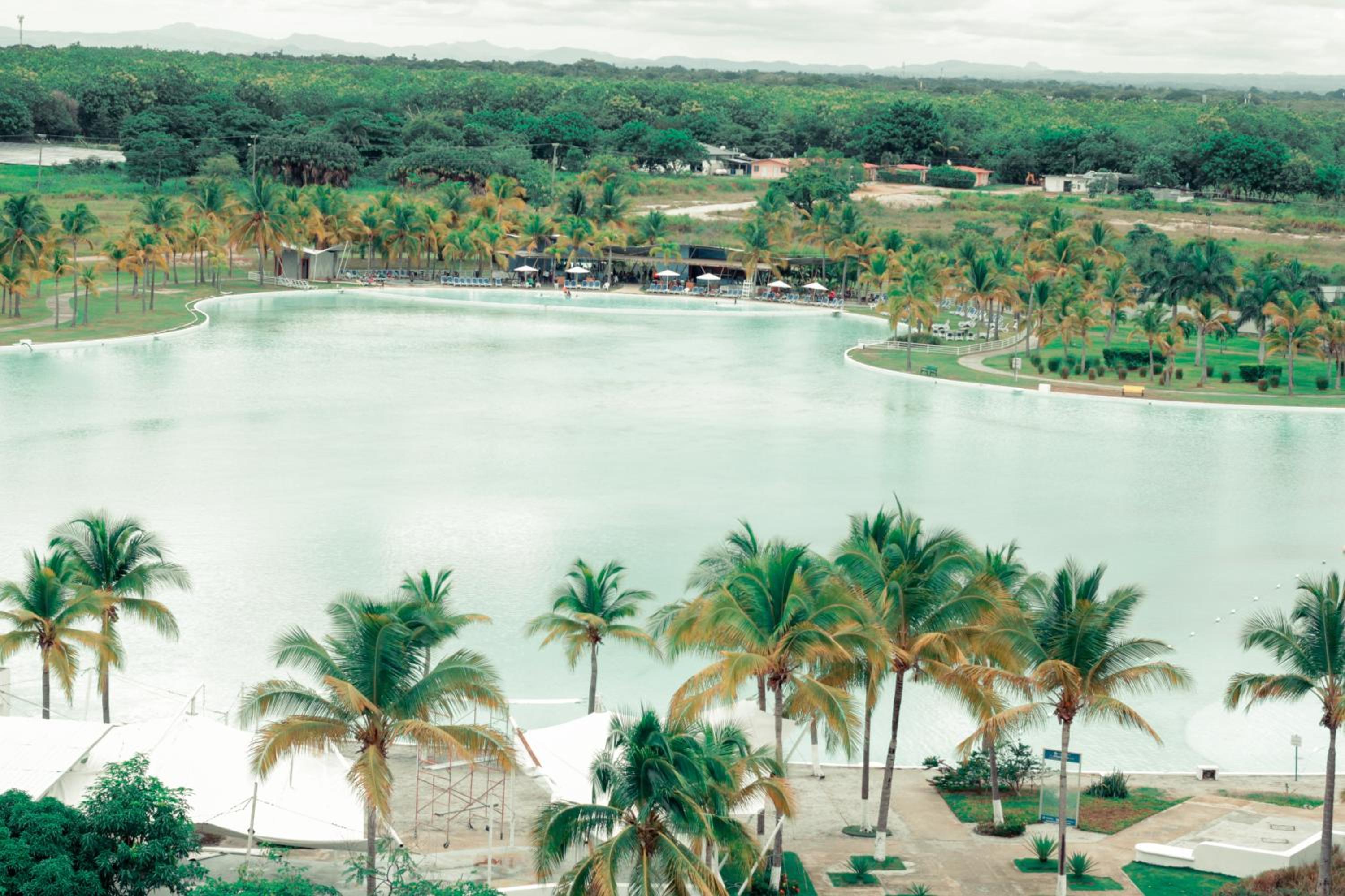 Lagoon View Apartment