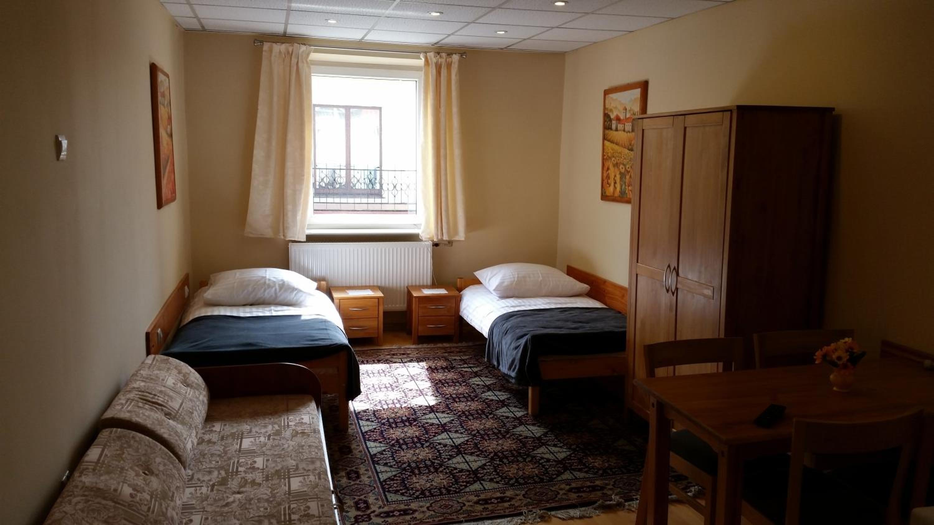 Pokoje gościnne vis a vis Retro