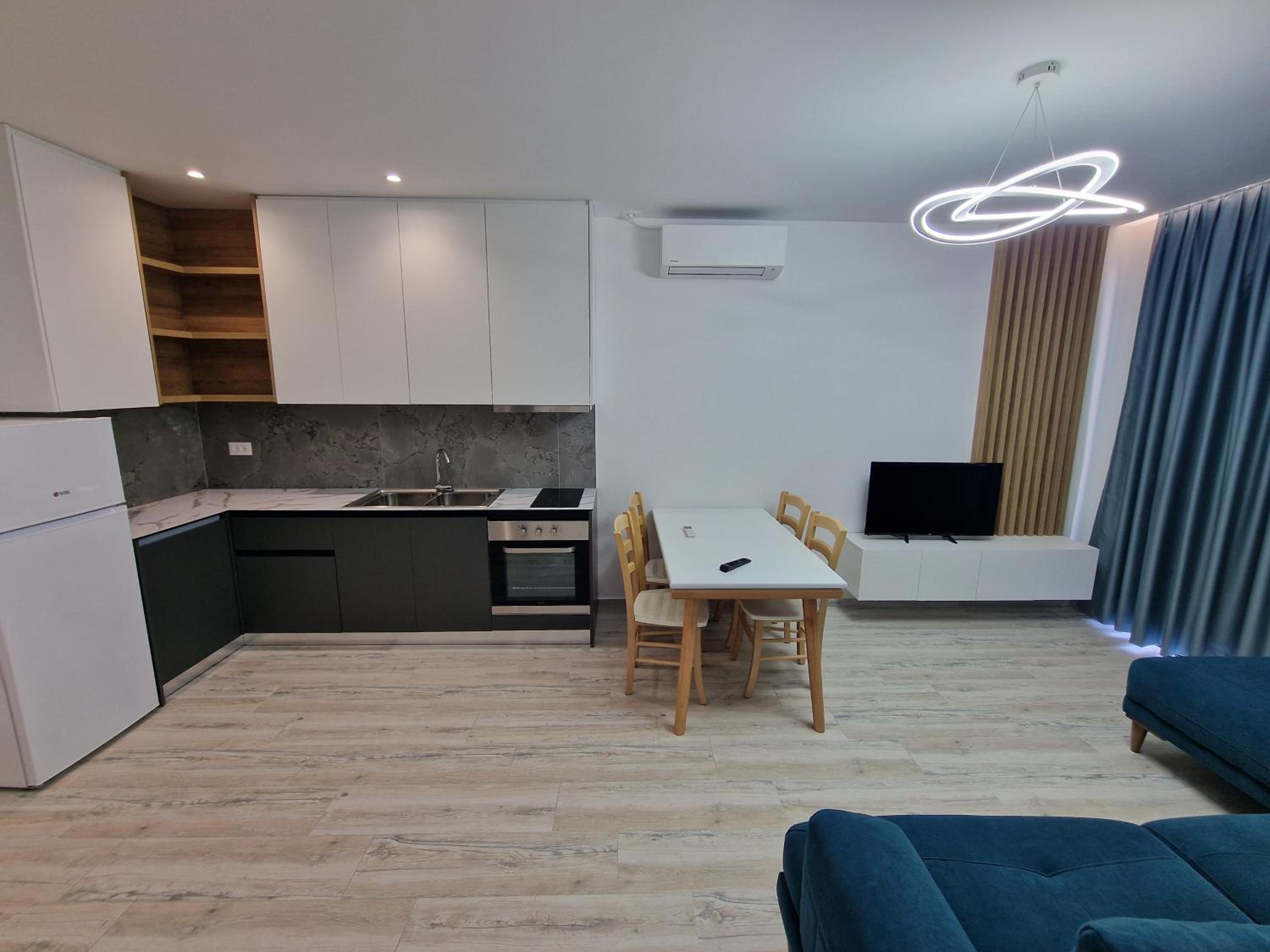 Joanna Suites