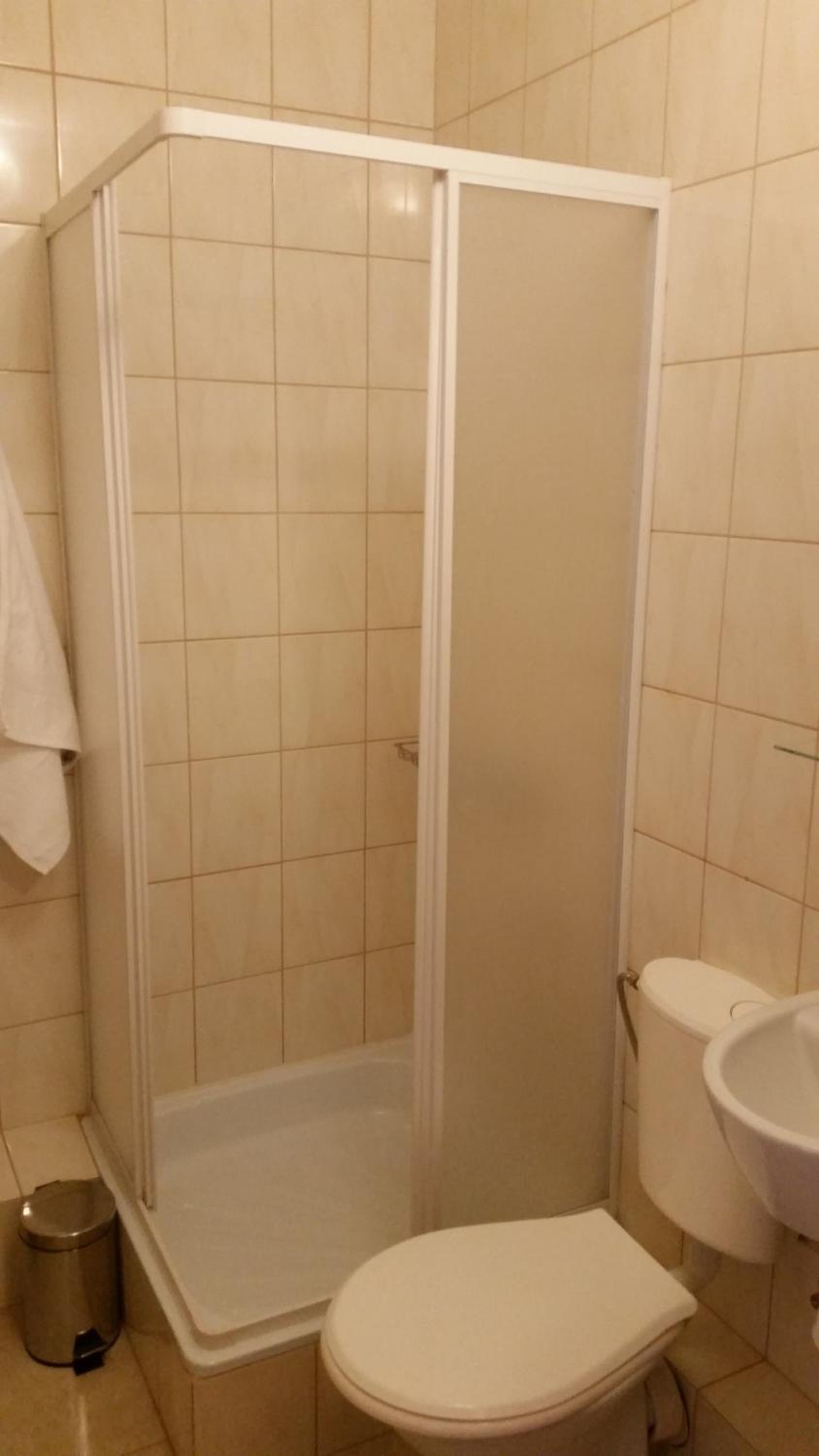 Pokoje gościnne vis a vis Retro