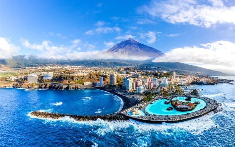 Lujoso Apartamento completo, Piscina, Terraza con vistas al Teide