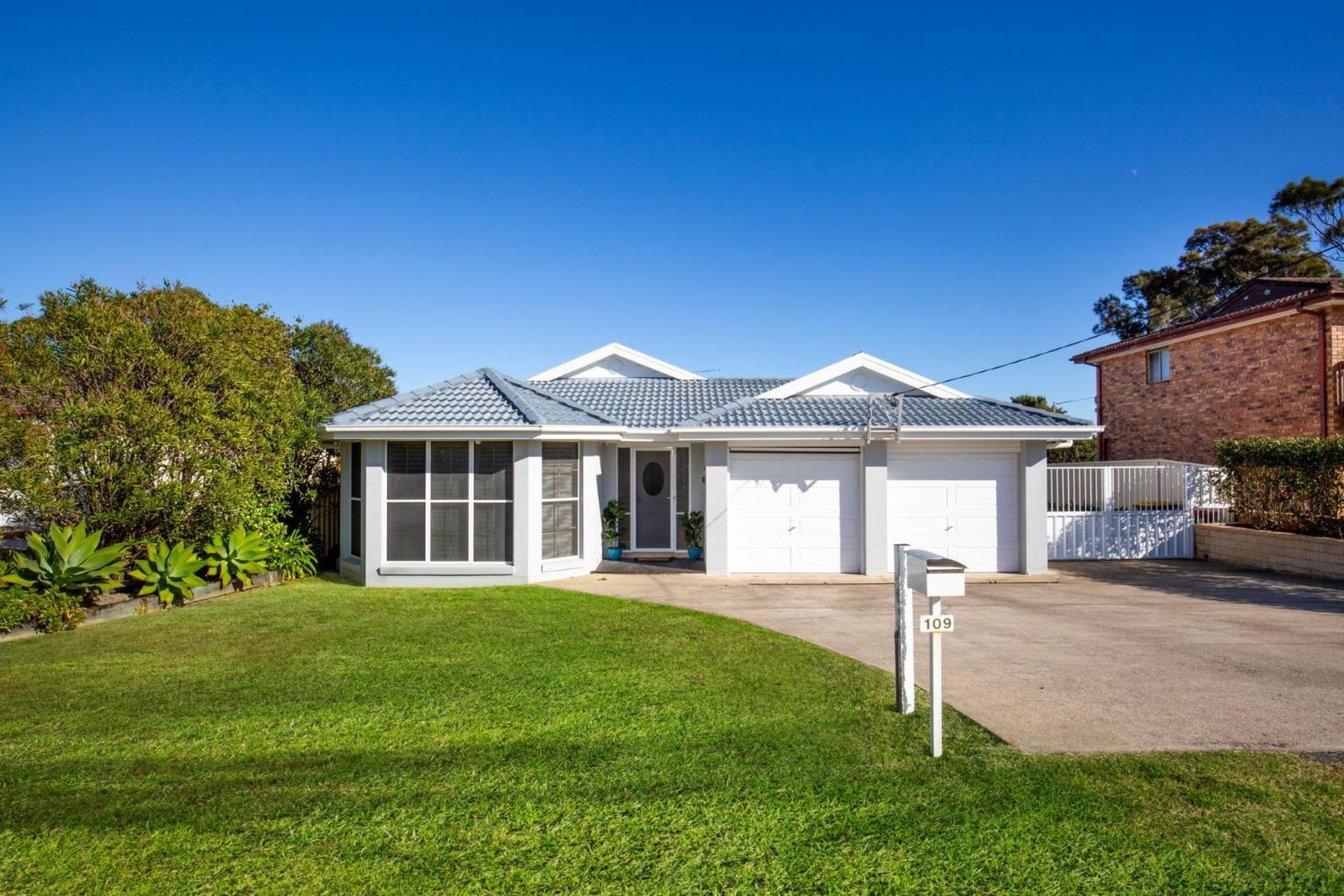 Coastaway I Pet Friendly I 3 Min Walk to Beach