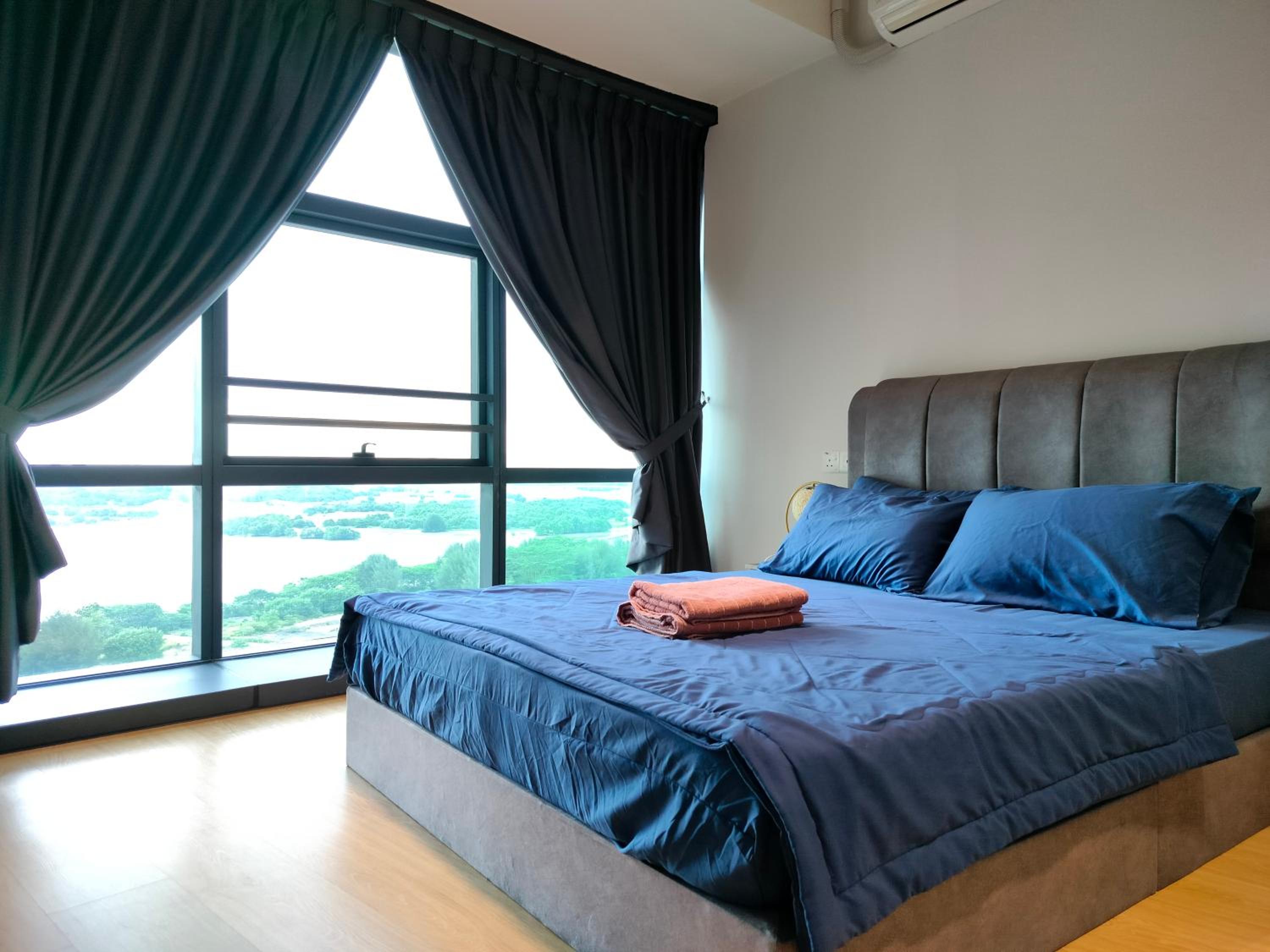 DangaBay SeaView 4pax with Netflix WiFi