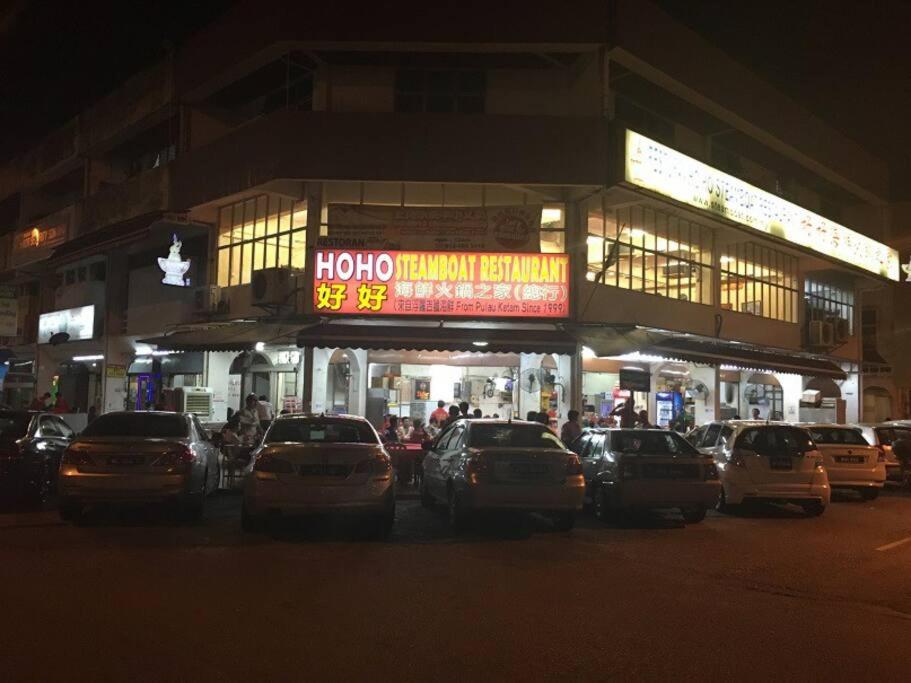 10Pax 4 Room Hidden Gem Sri Petaling 3 min Bukit Jalil Stadium