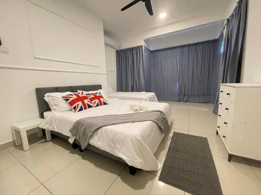 10Pax 4 Room Hidden Gem Sri Petaling 3 min Bukit Jalil Stadium