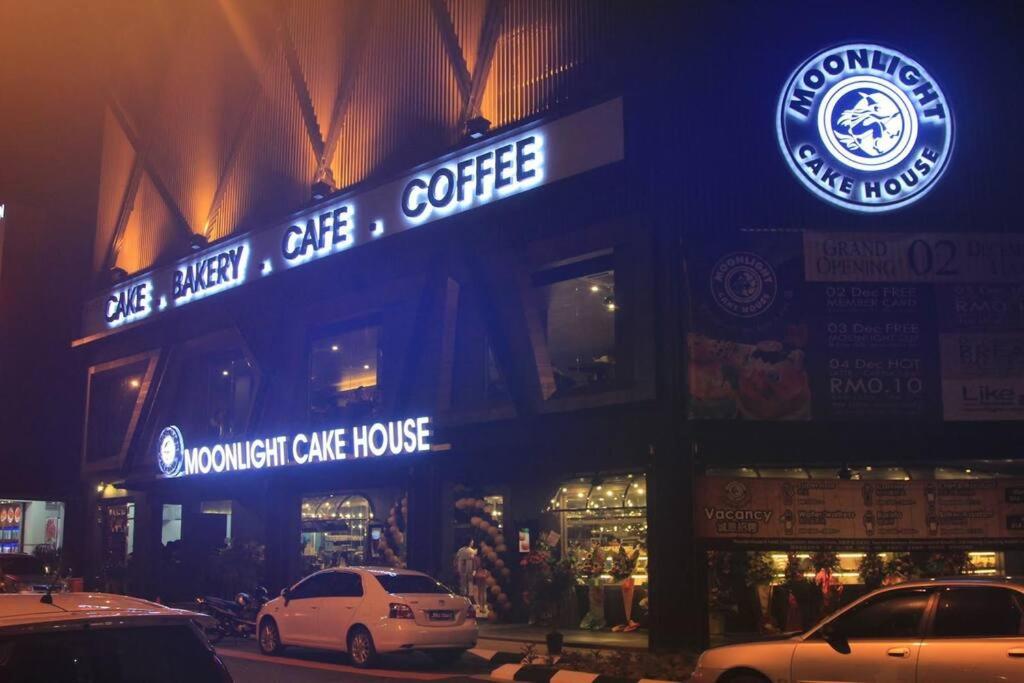 10Pax 4 Room Hidden Gem Sri Petaling 3 min Bukit Jalil Stadium