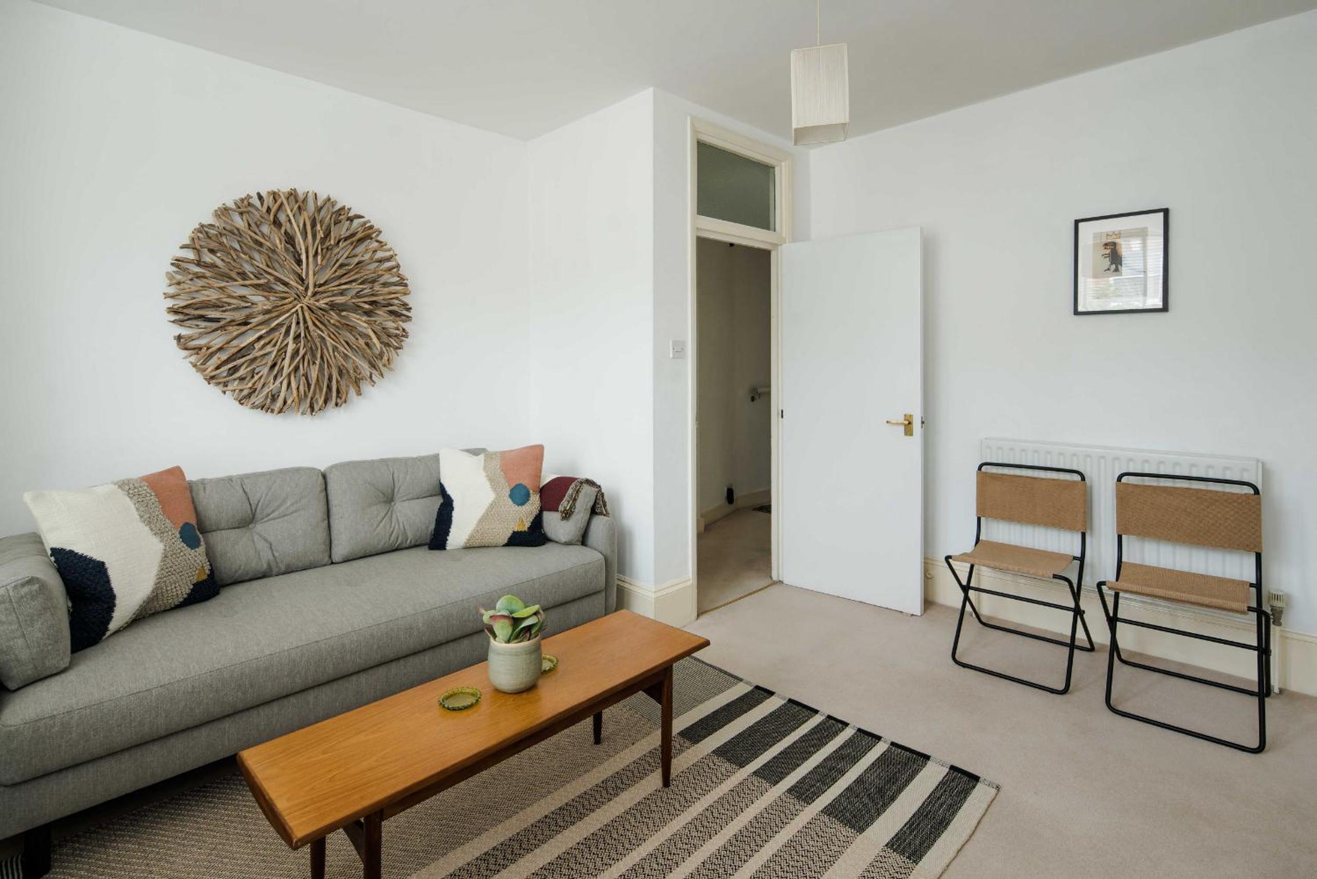 Beautiful Designer Flat in Maida Vale, Sleeps 4