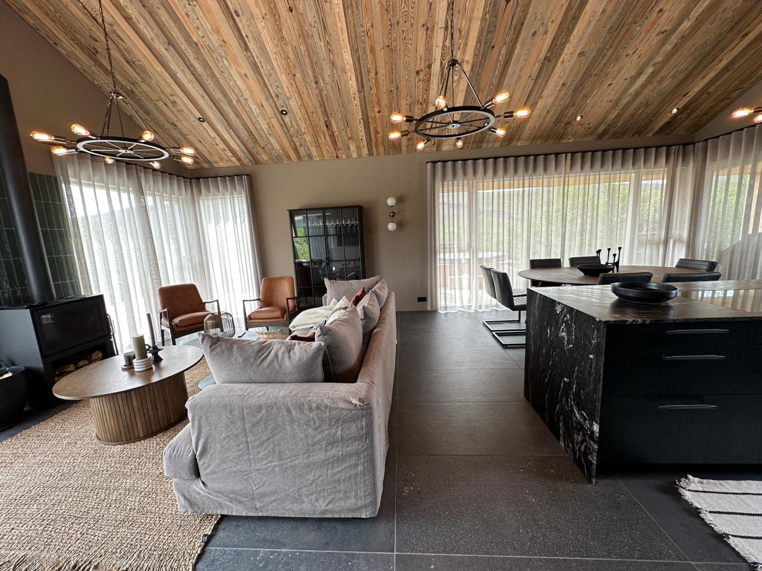 Stunning Luxury Chalet in West Iceland - Birta Rentals