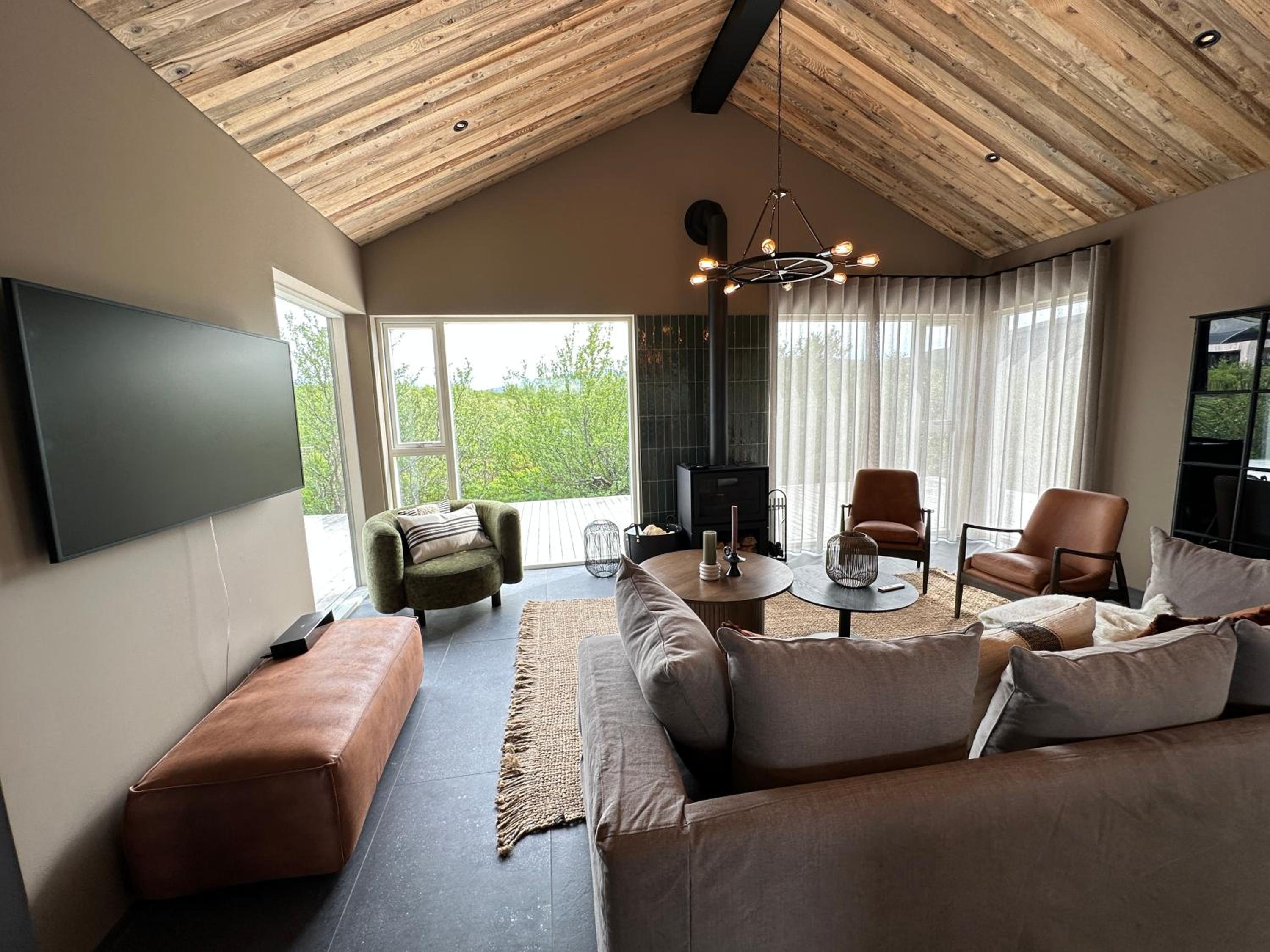 Stunning Luxury Chalet in West Iceland - Birta Rentals